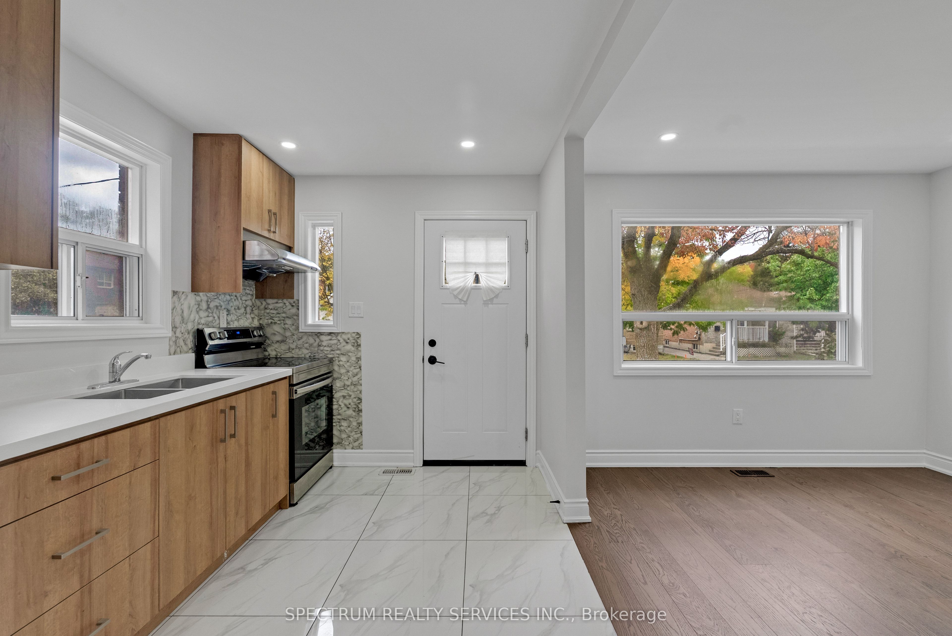 11 Vimy Avenue Property Photo 4