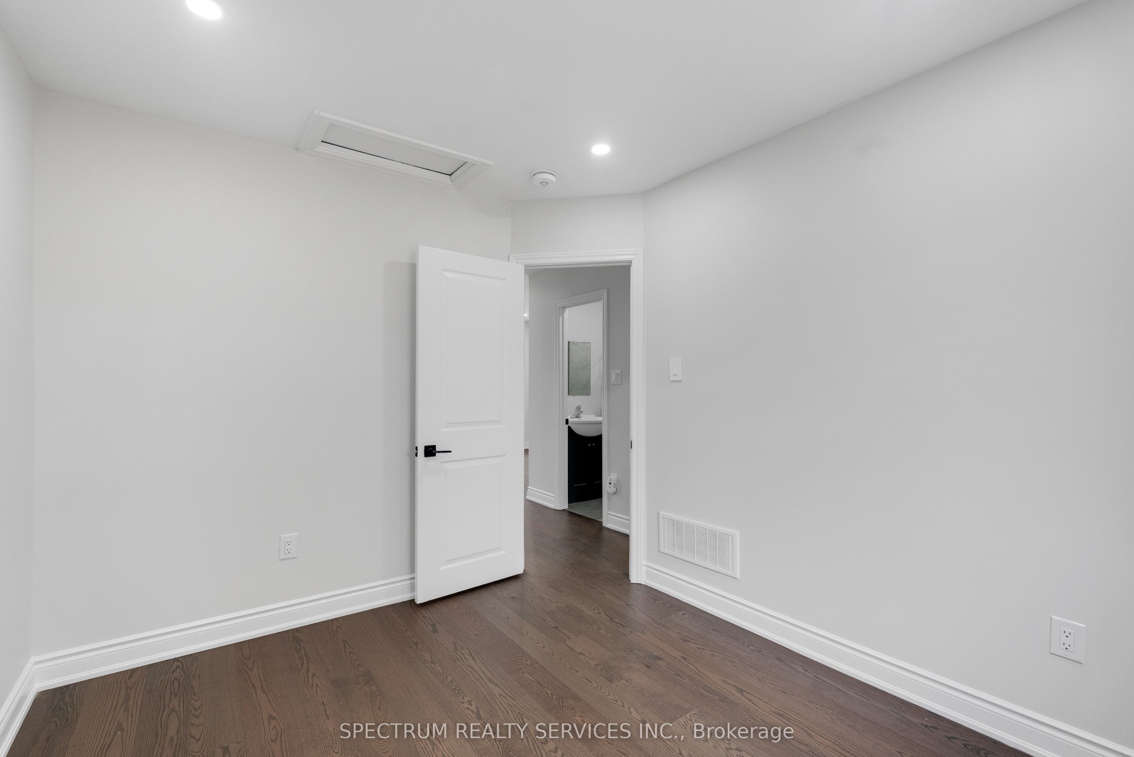 11 Vimy Avenue Property Photo 11