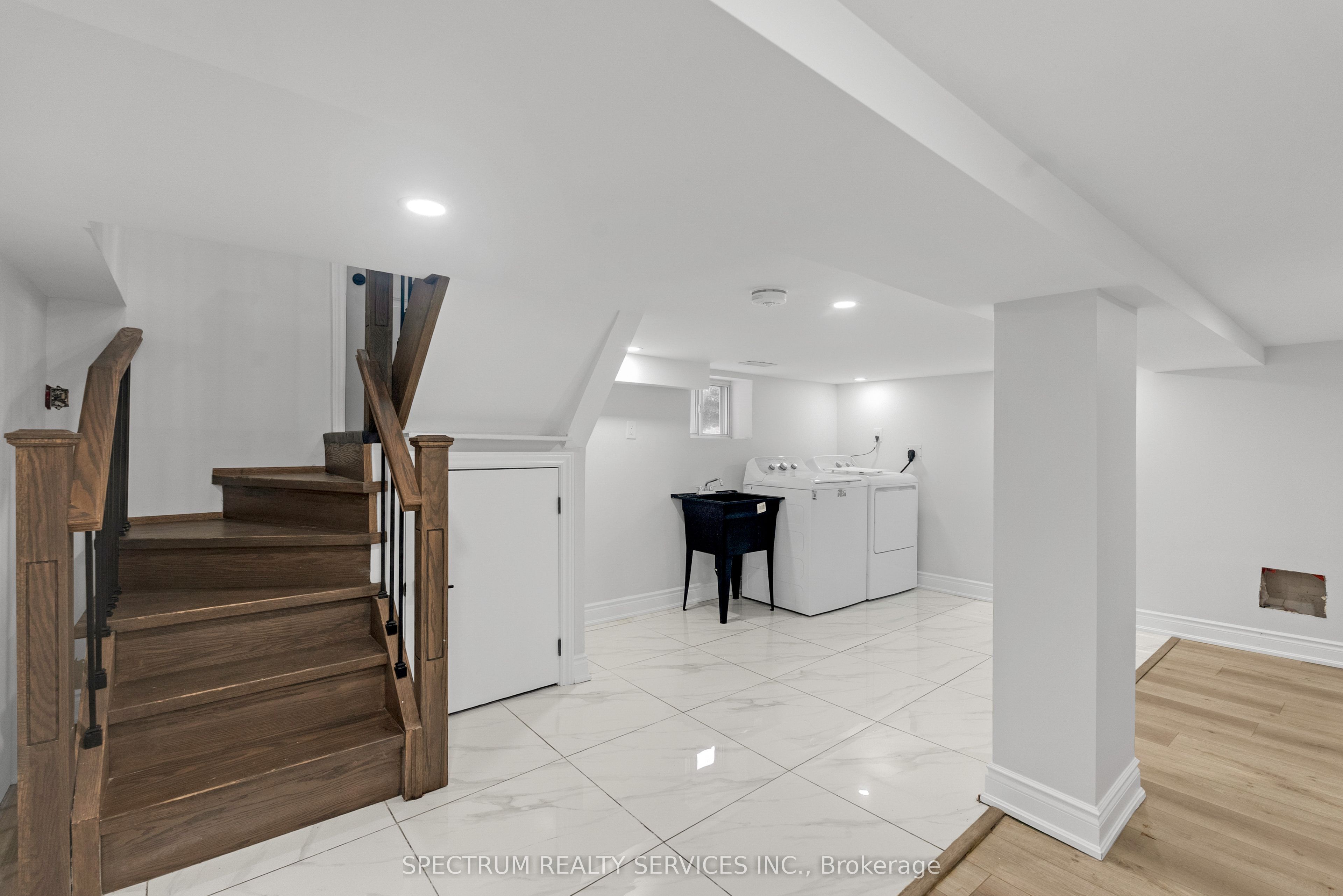 11 Vimy Avenue Property Photo 16