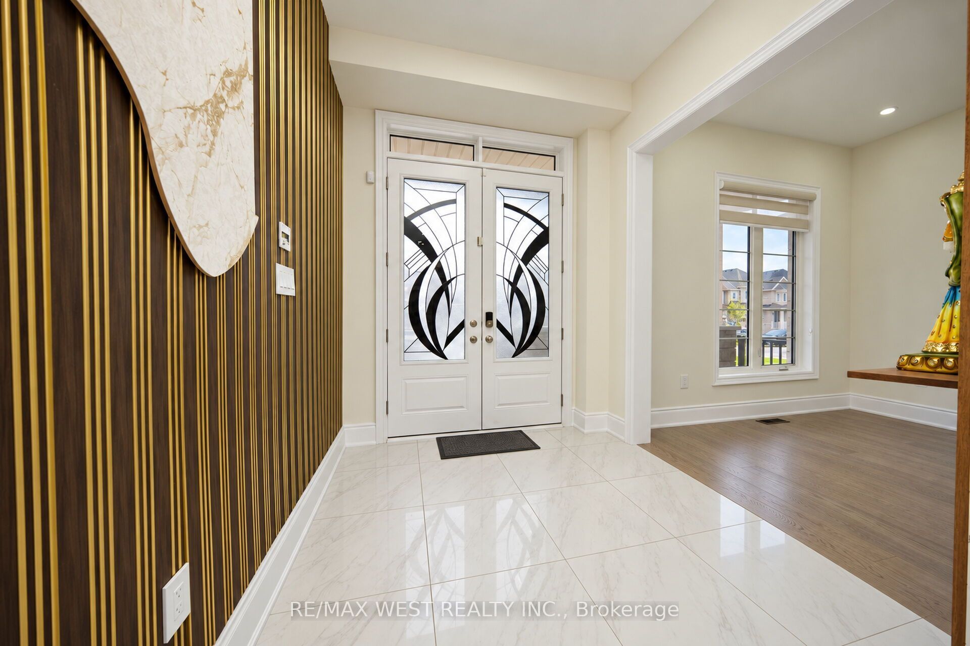 89 Clockwork Drive Property Photo 5
