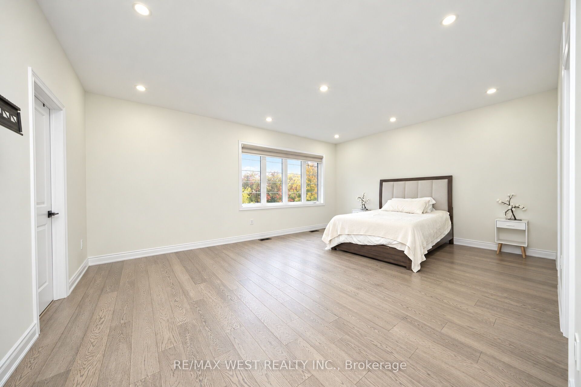 89 Clockwork Drive Property Photo 34