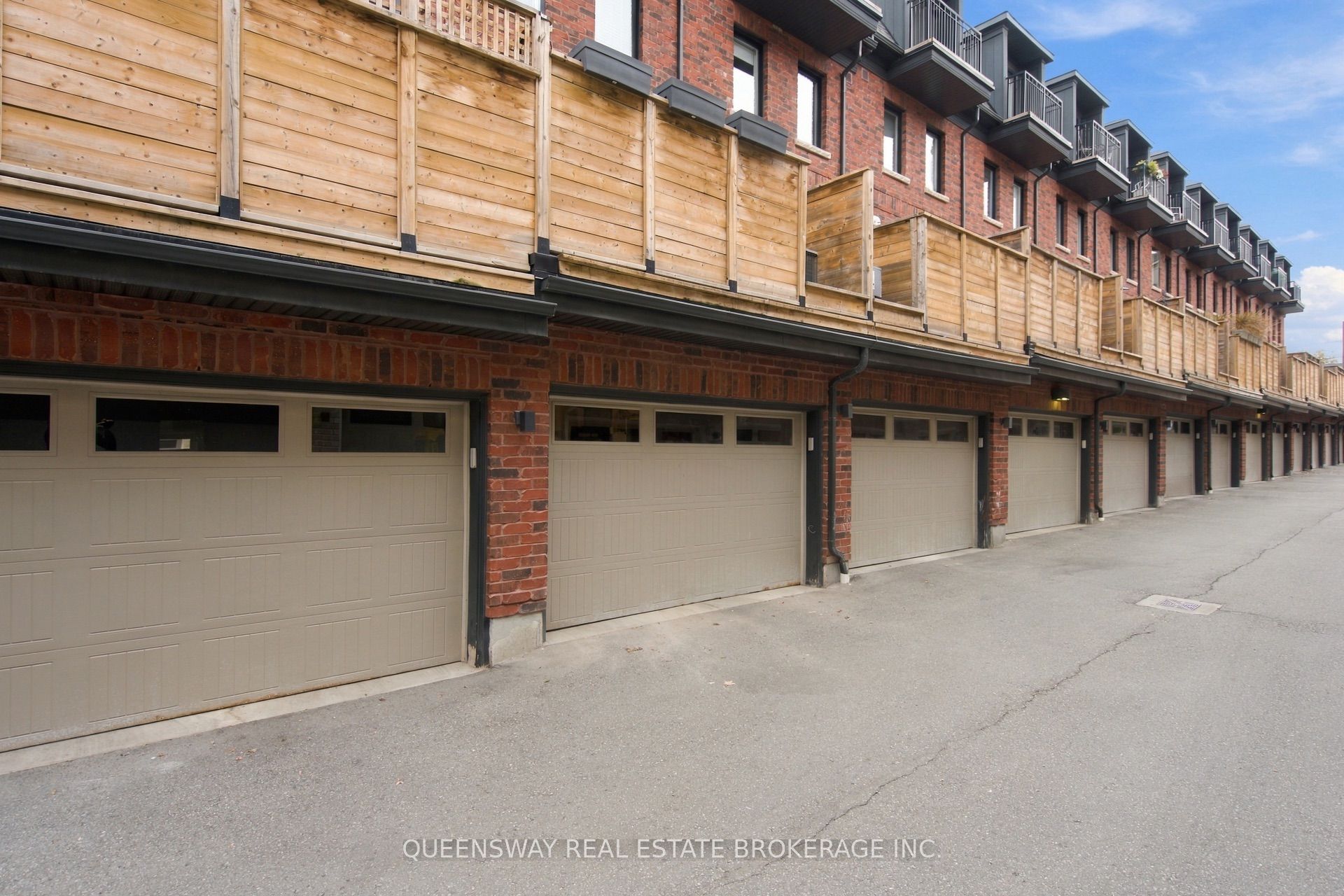 37 Twenty Ninth Street Property Photo 32