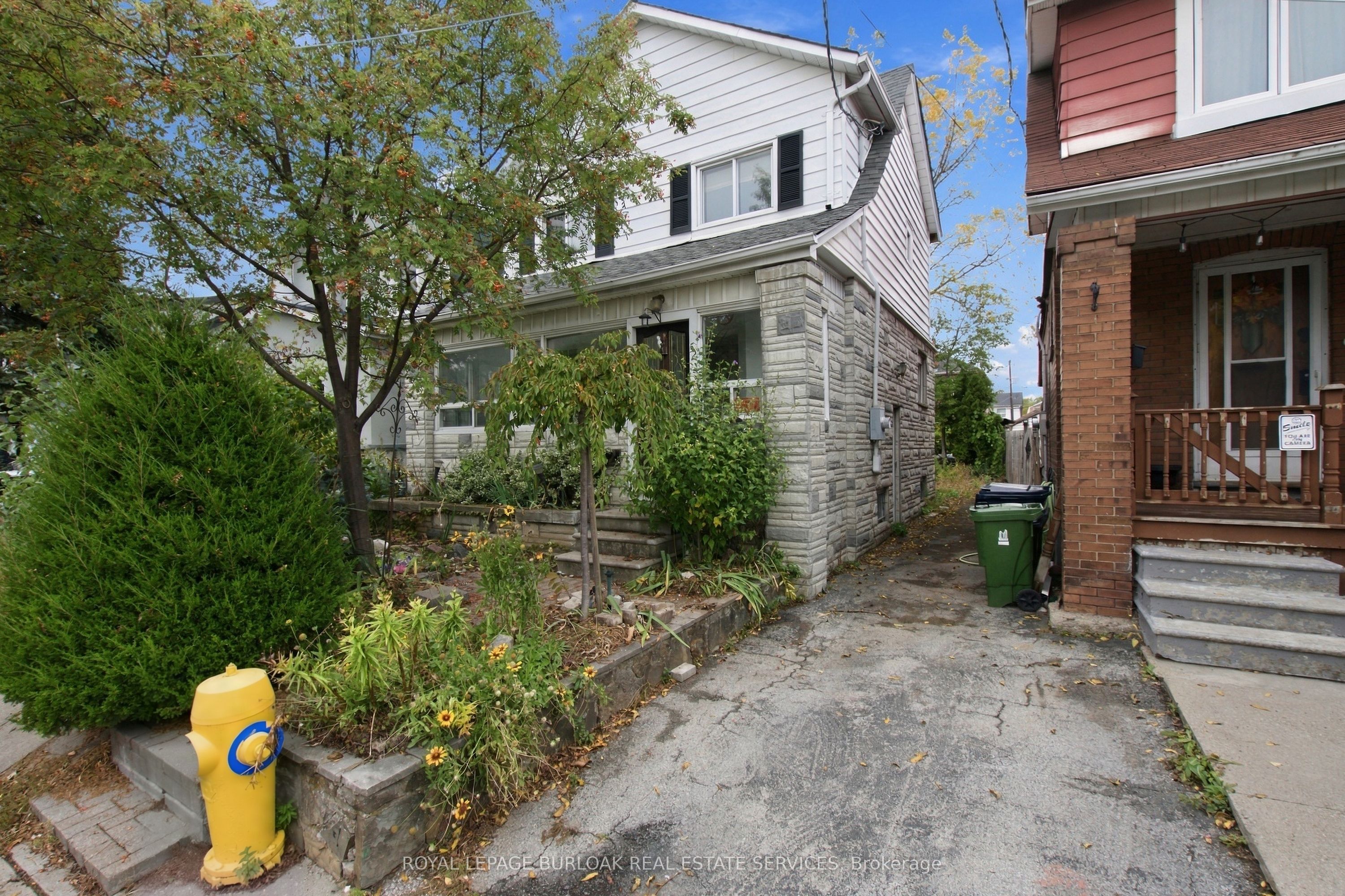 52 Craydon Avenue Property Photo 2