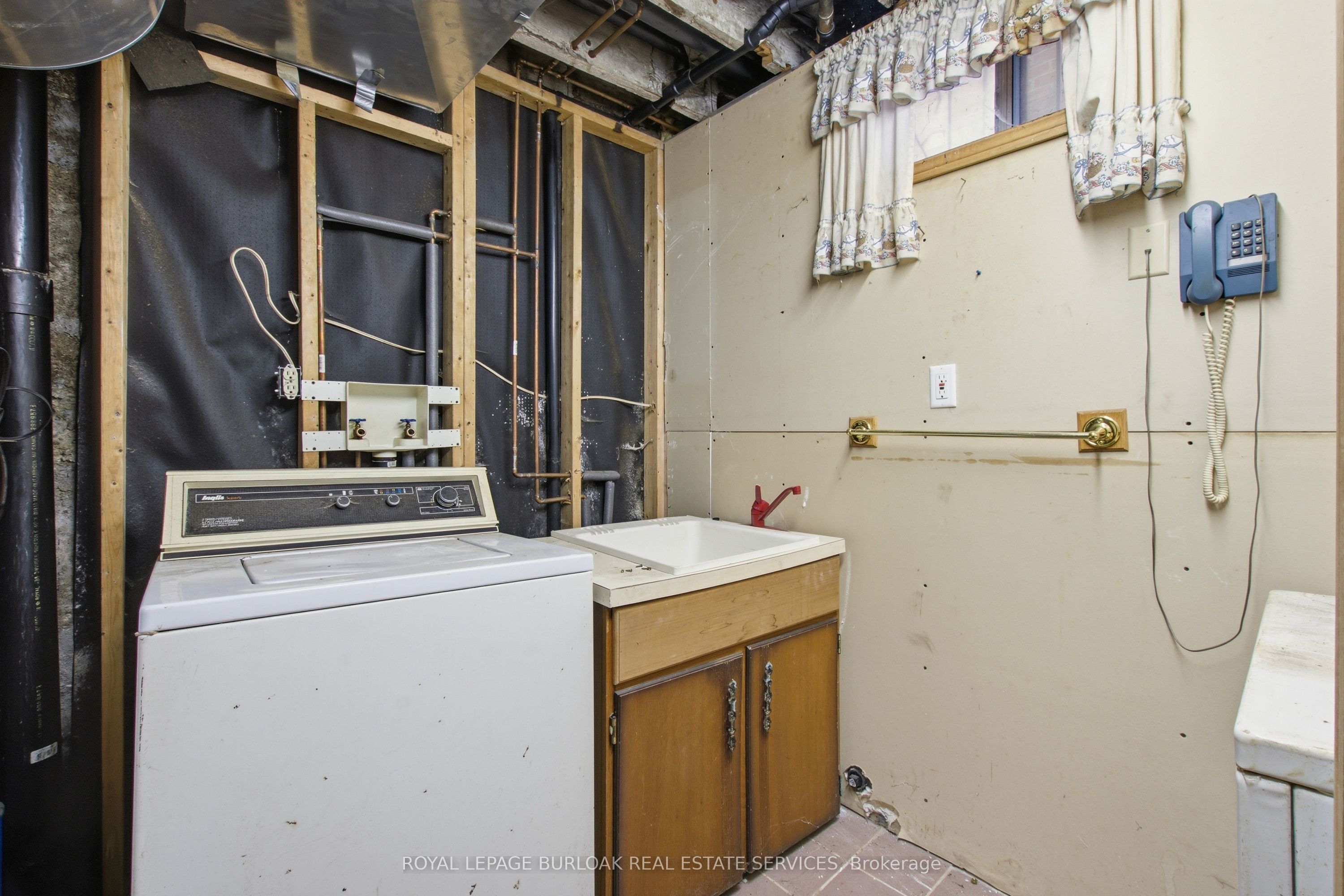 52 Craydon Avenue Property Photo 22