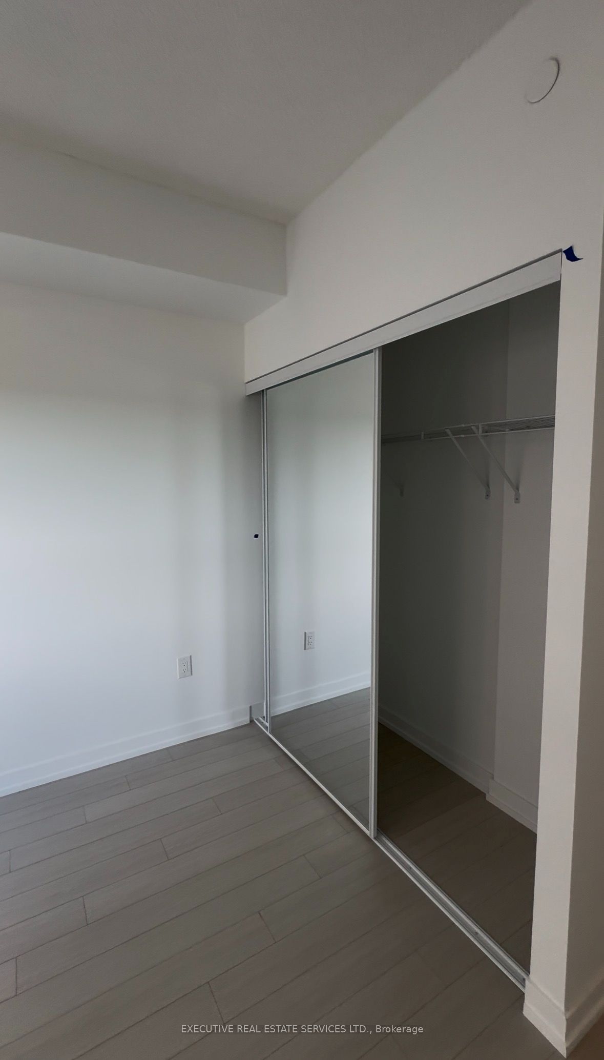 4010 Eglinton Avenue W 2122 Property Photo 4