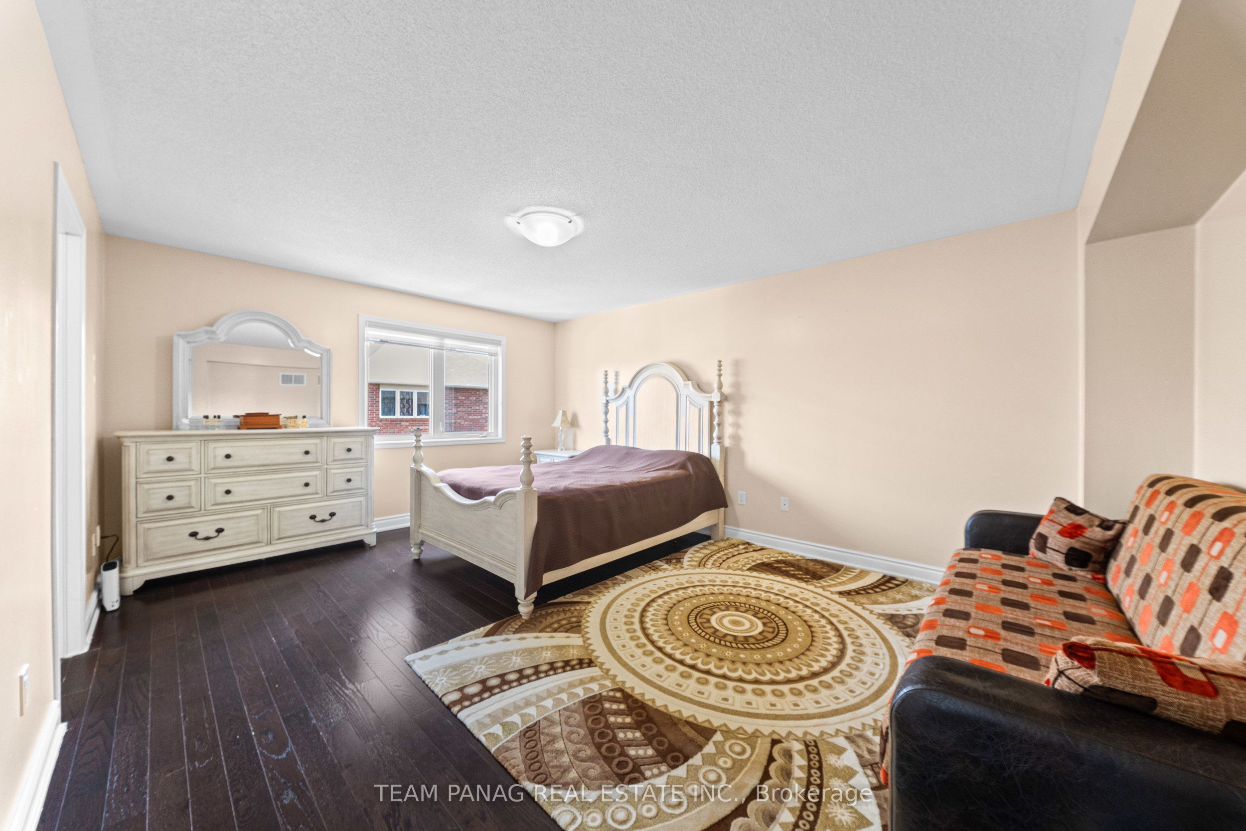 13 Seafair Crescent Property Photo 28
