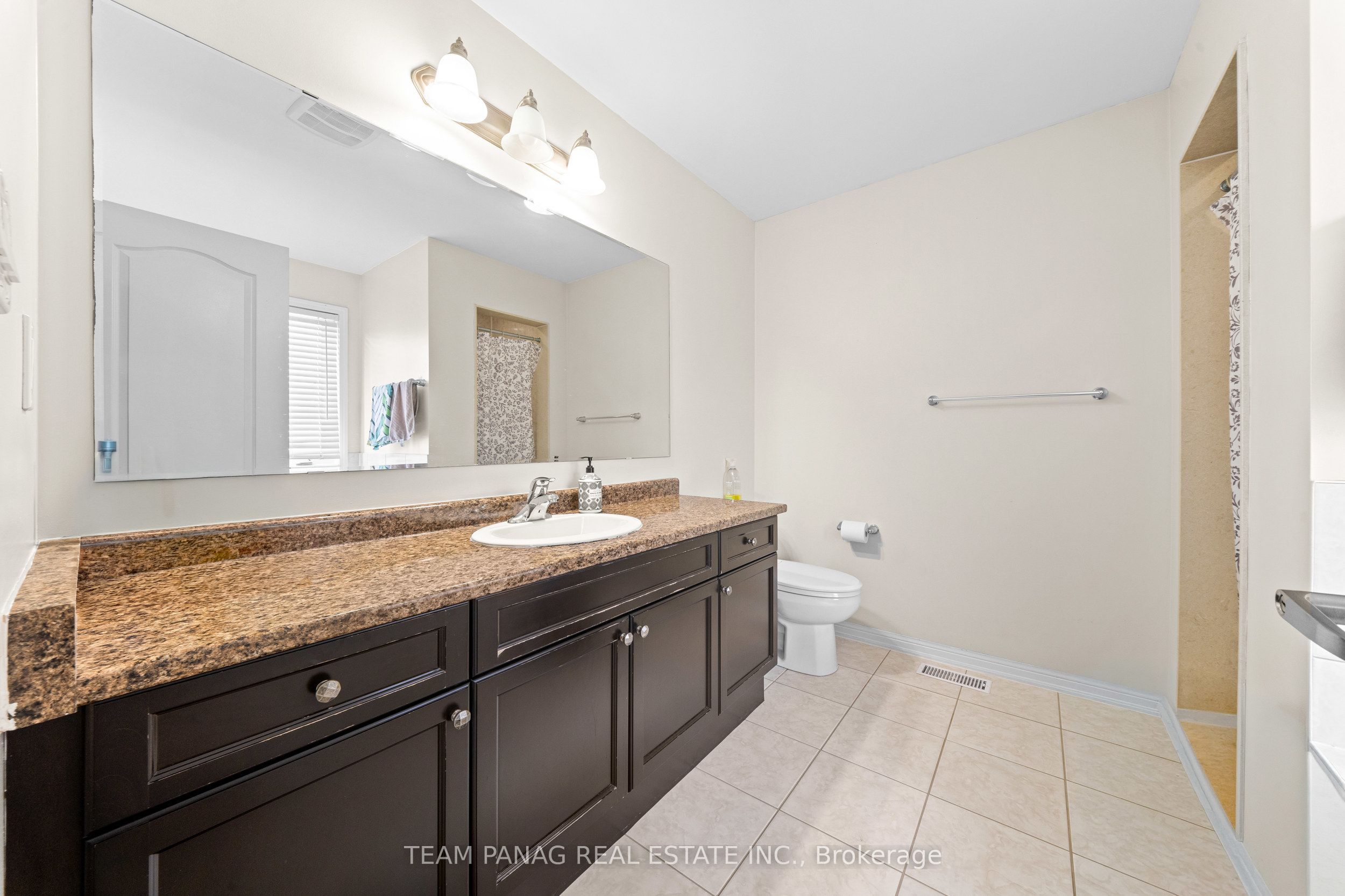 13 Seafair Crescent Property Photo 30