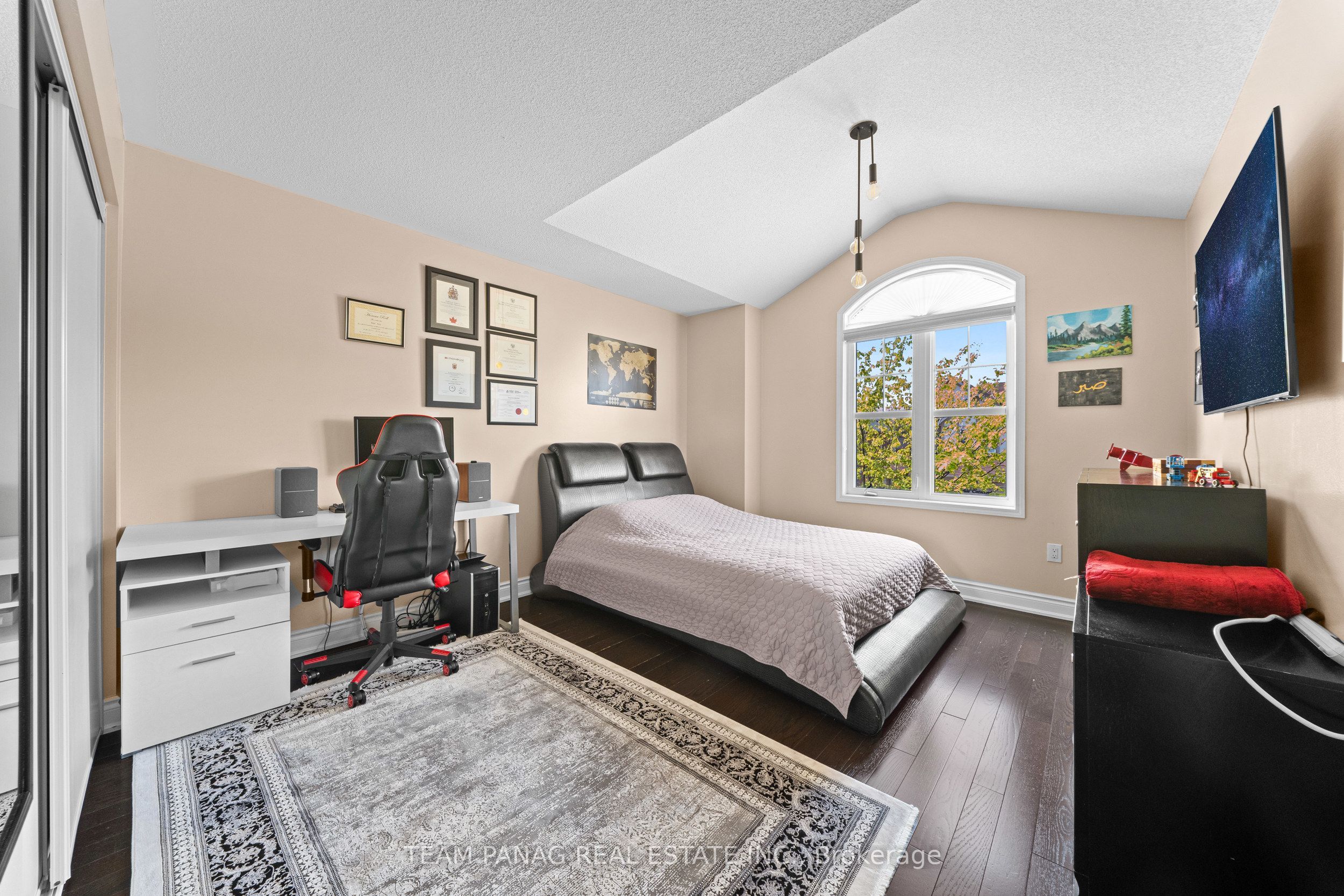 13 Seafair Crescent Property Photo 35