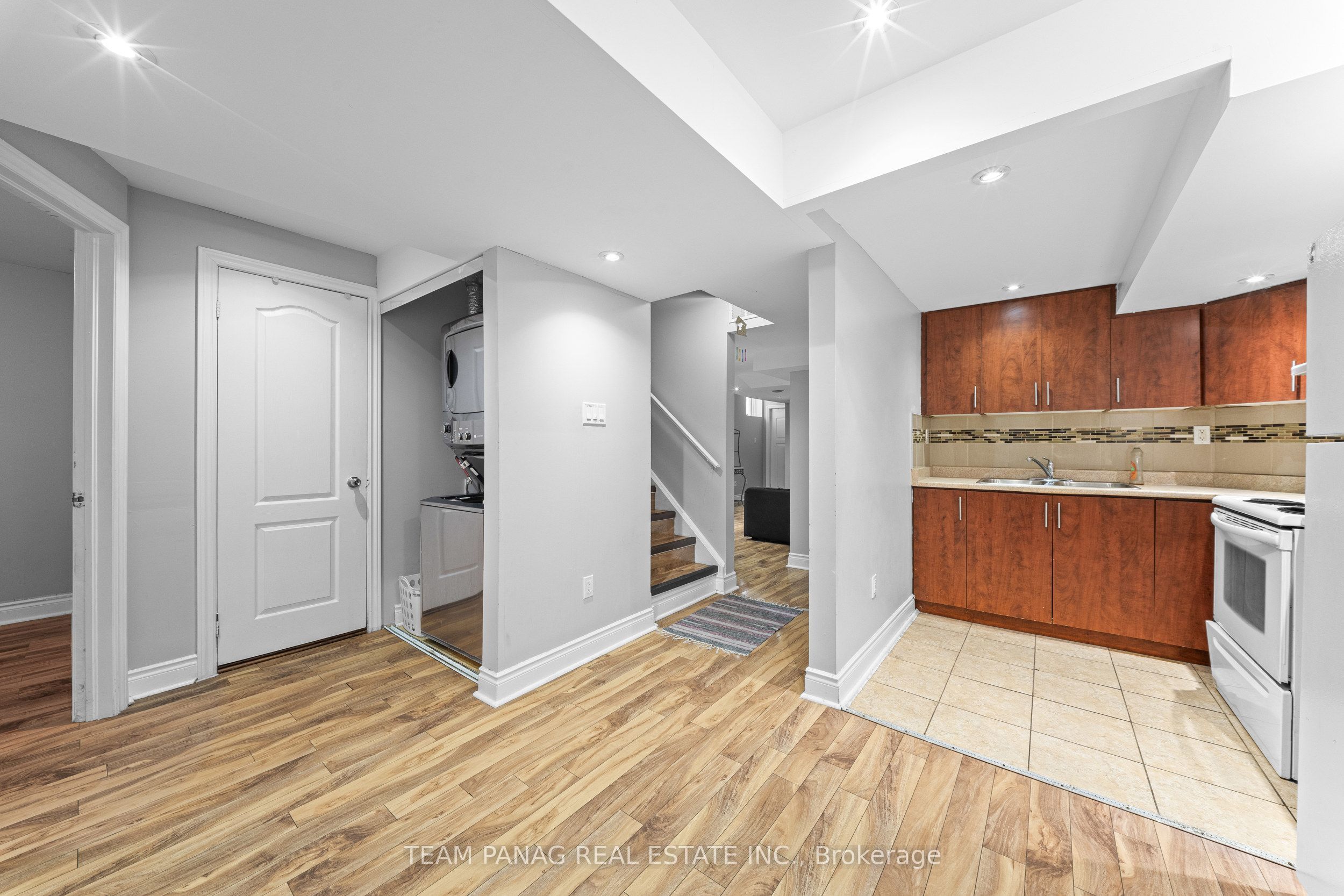 13 Seafair Crescent Property Photo 40