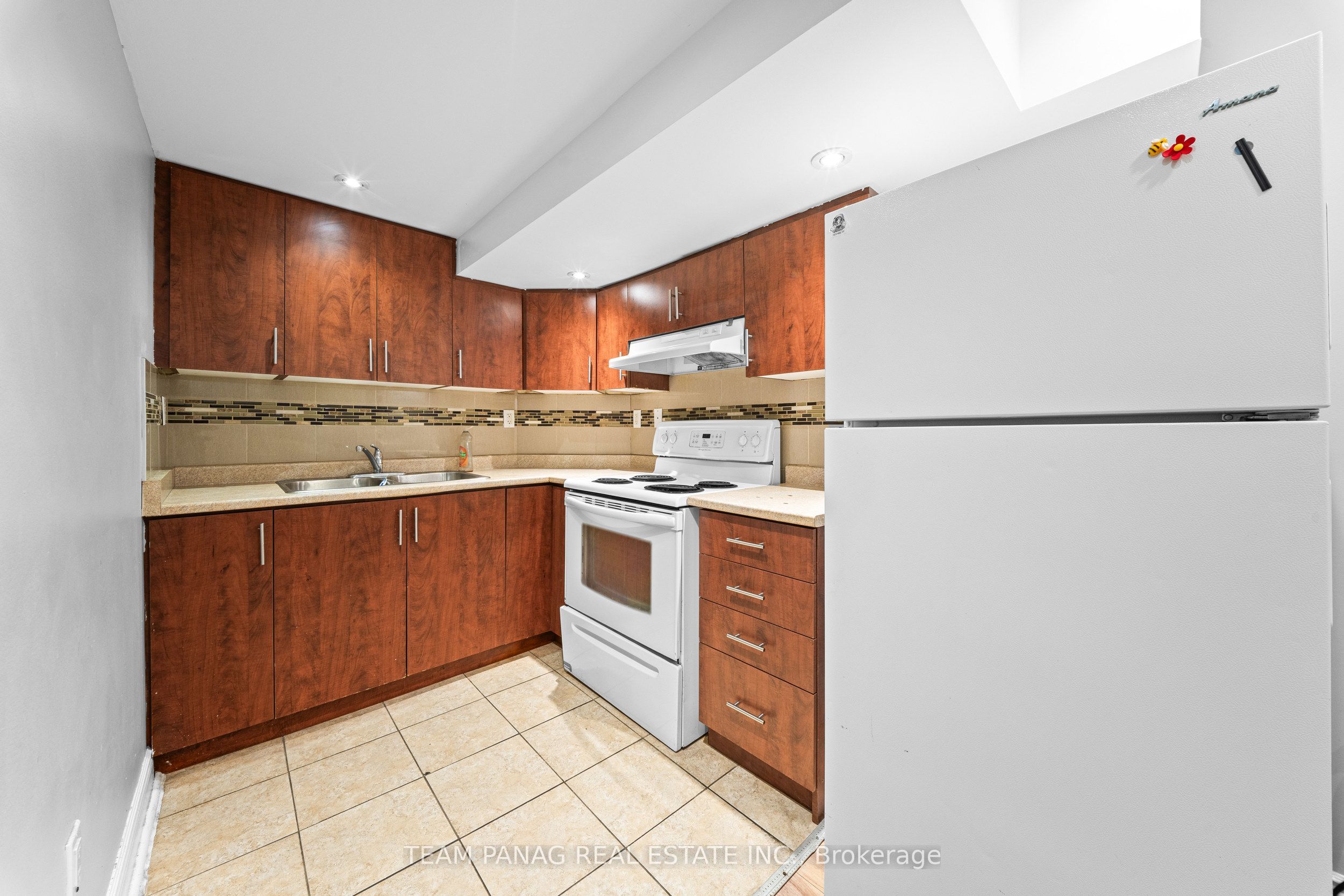 13 Seafair Crescent Property Photo 41