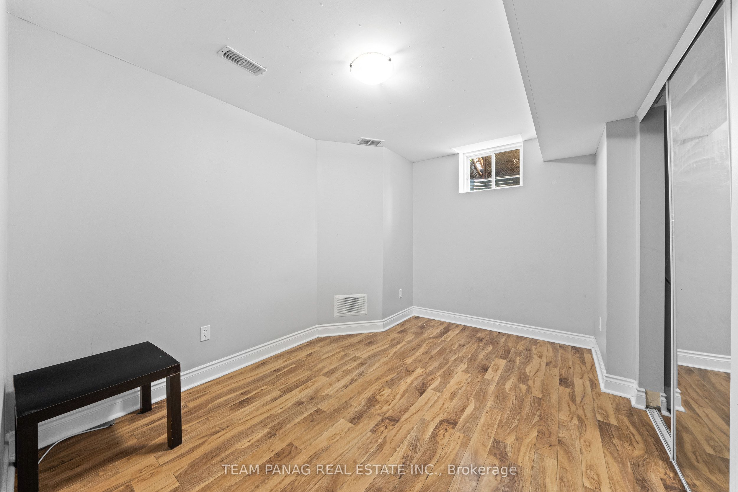13 Seafair Crescent Property Photo 44
