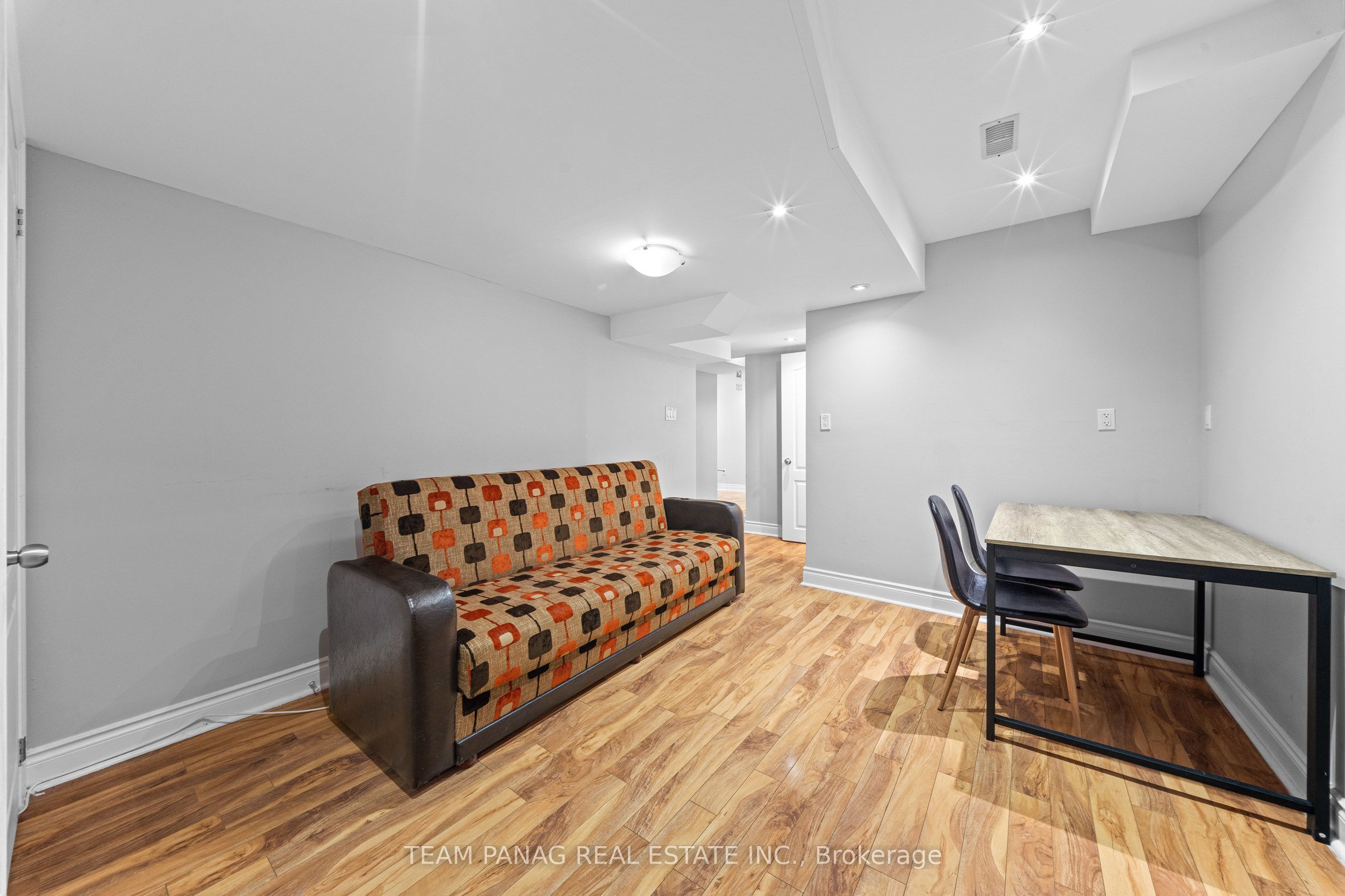 13 Seafair Crescent Property Photo 45
