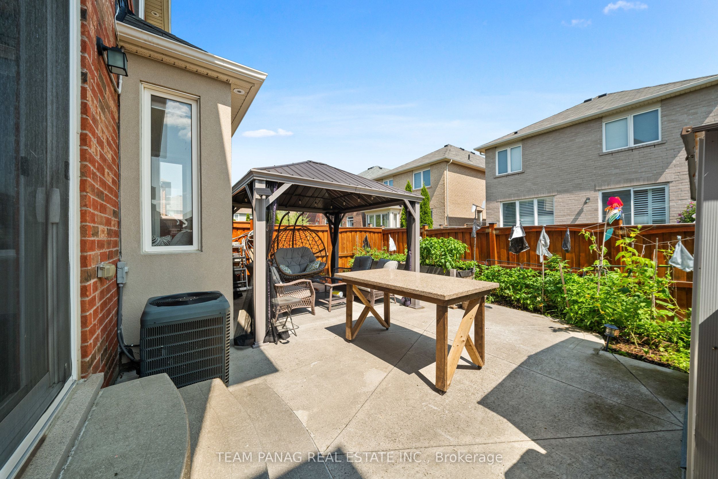 13 Seafair Crescent Property Photo 48