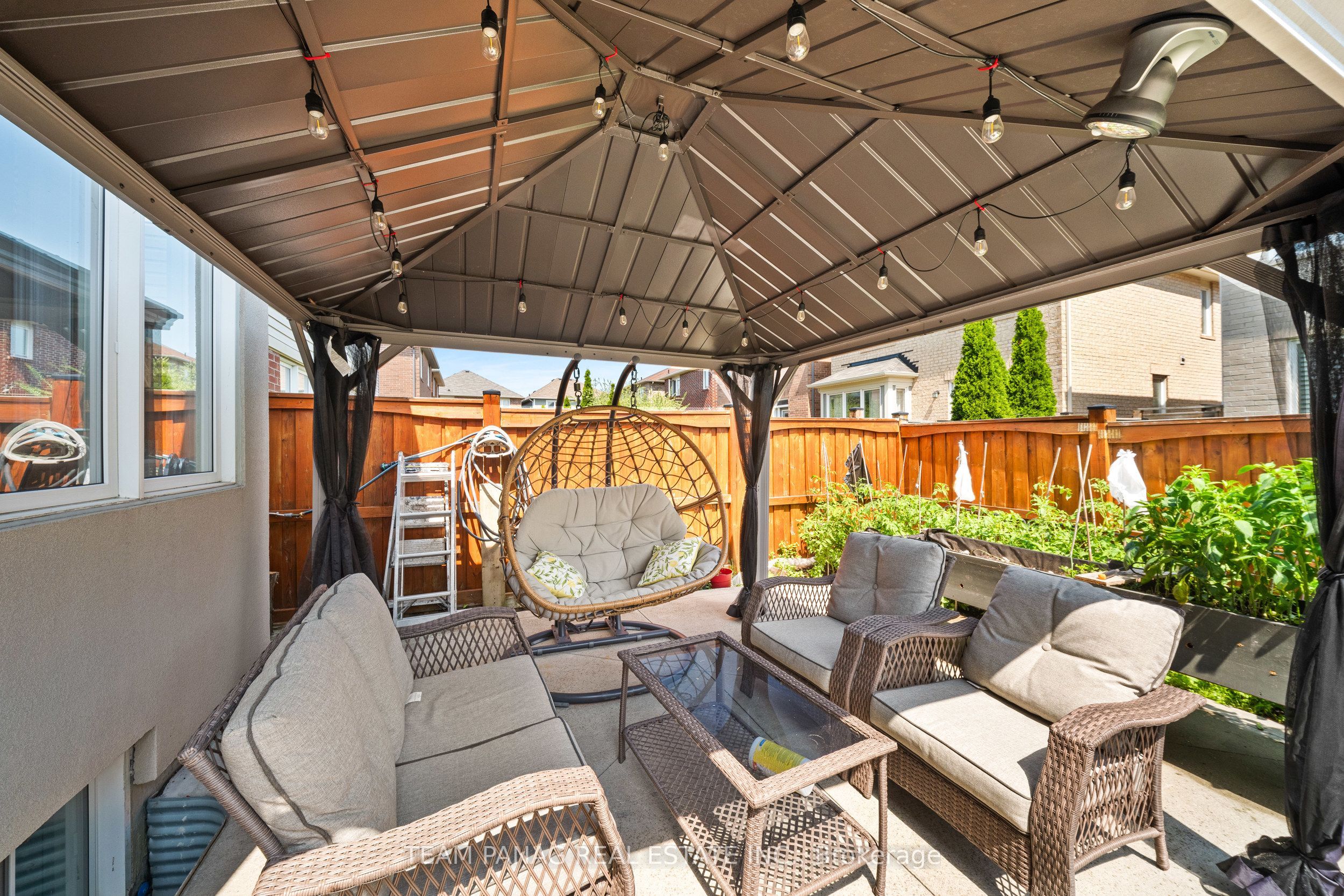 13 Seafair Crescent Property Photo 50