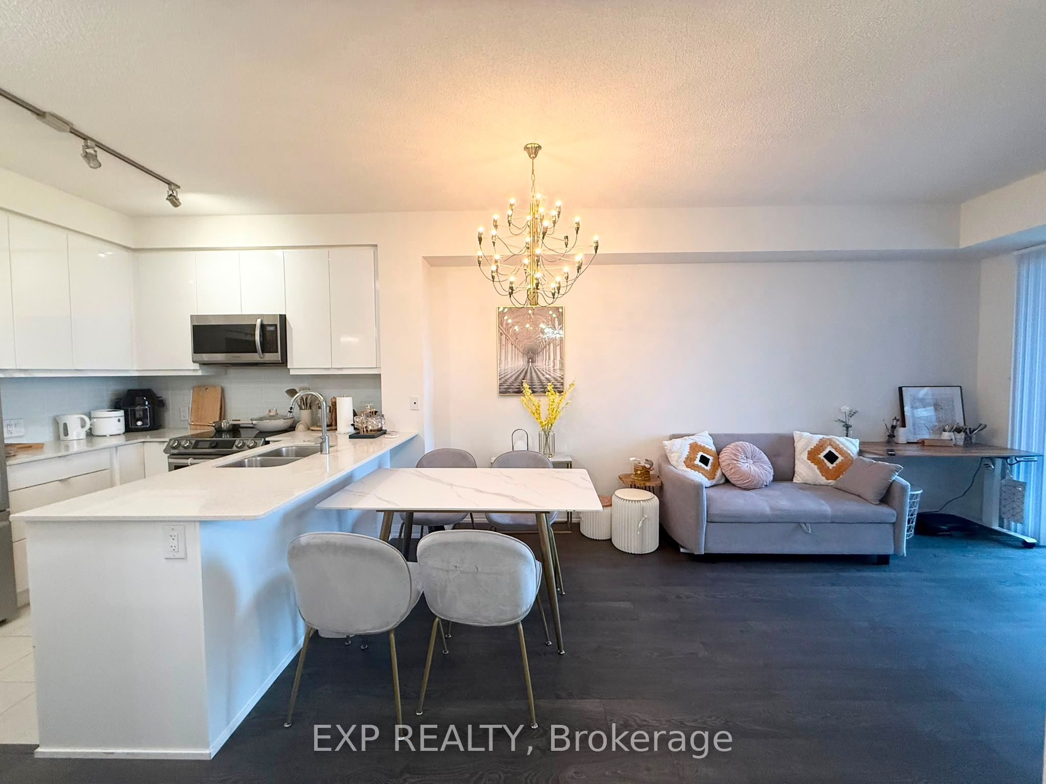 50 Thomas Riley Road 520 Property Photo 4