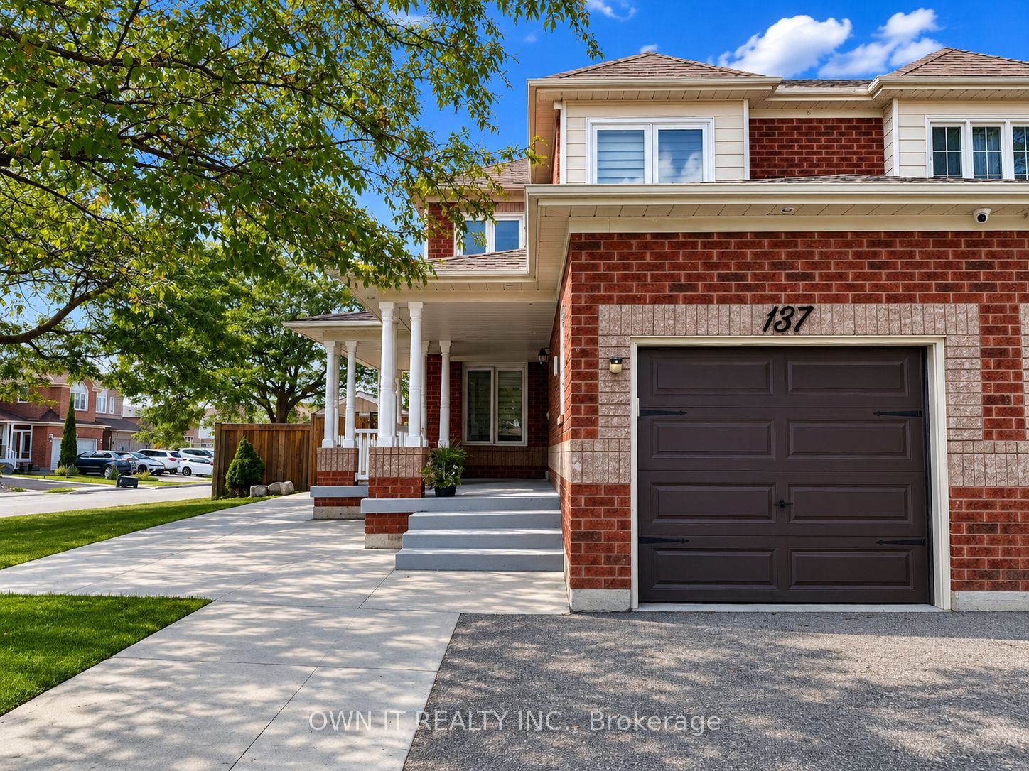 137 Prairie Rose Circle Property Photo 1