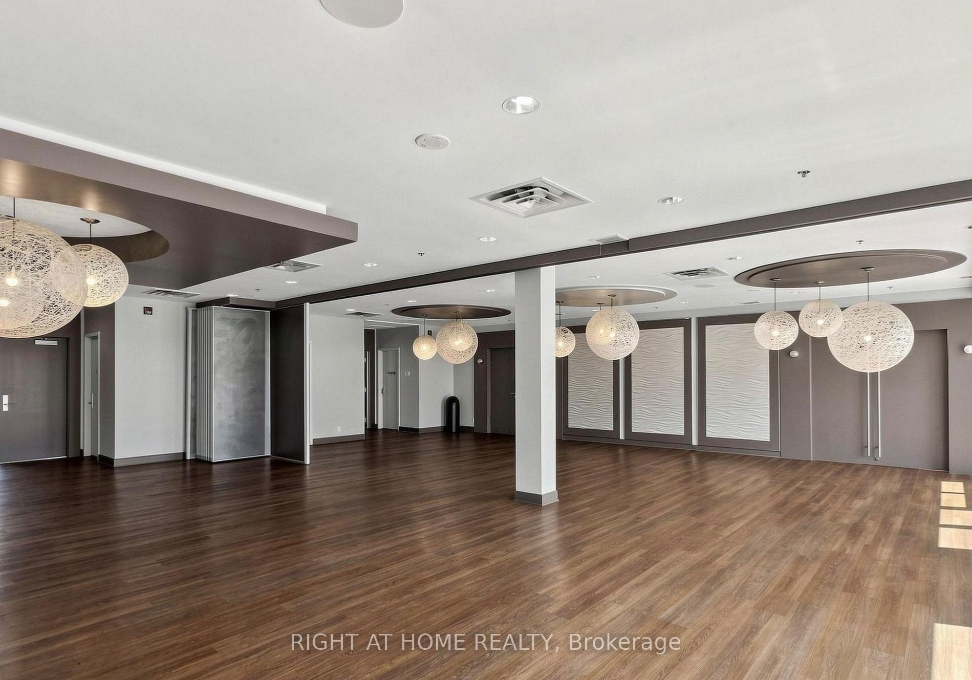70 Absolute Avenue 1405 Property Photo 35