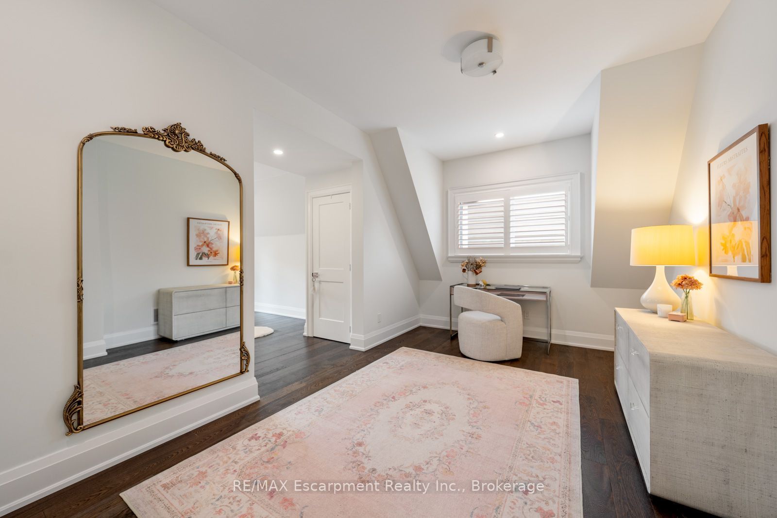 1394 Waverly Avenue Property Photo 33