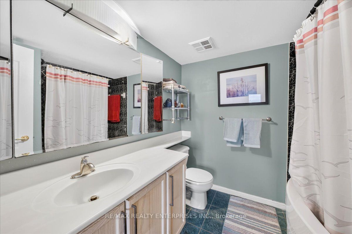 1150 Parkwest Place 403 Property Photo 28
