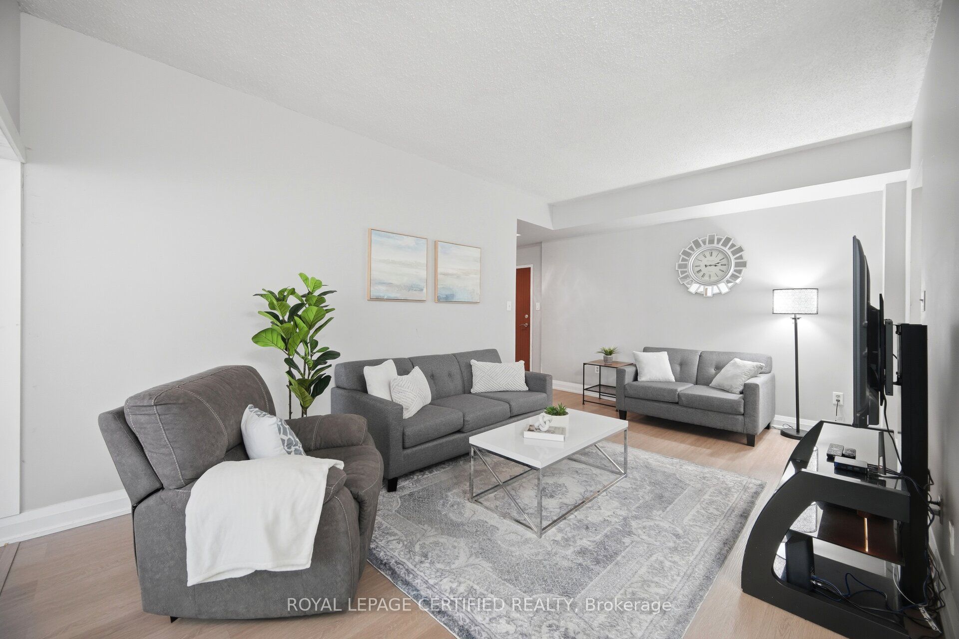 5 Lisa Street 109 Property Photo 1