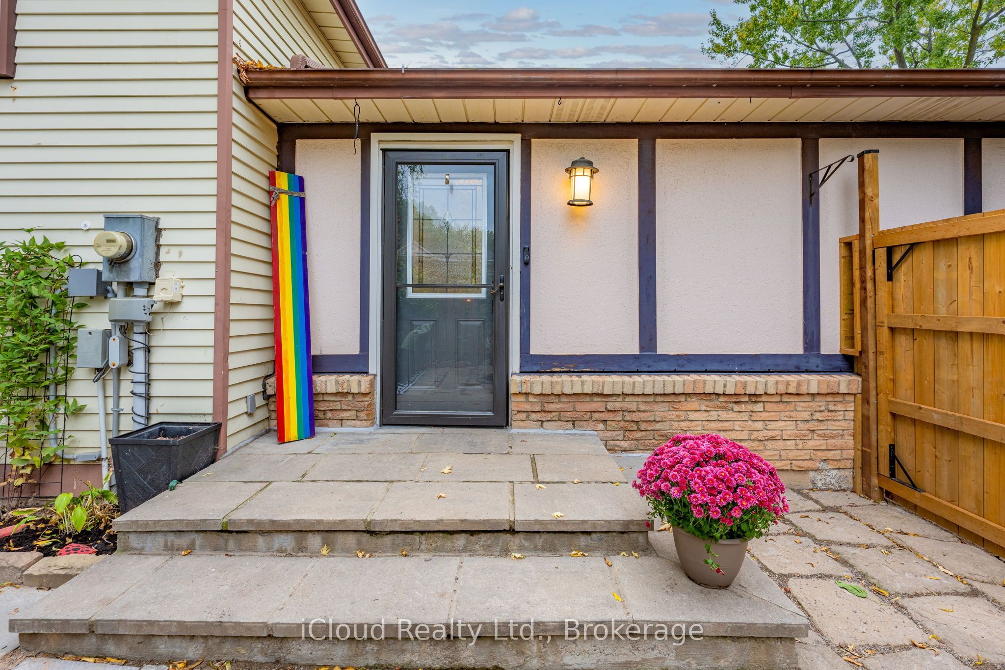 2324 Coldstream Drive Property Photo 3