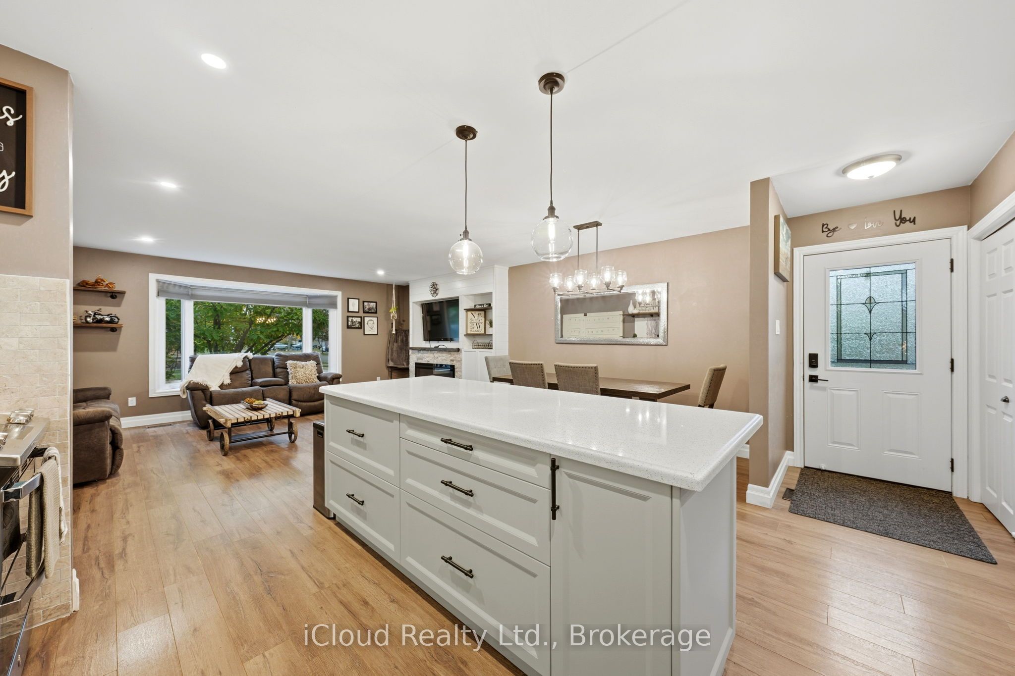 2324 Coldstream Drive Property Photo 8