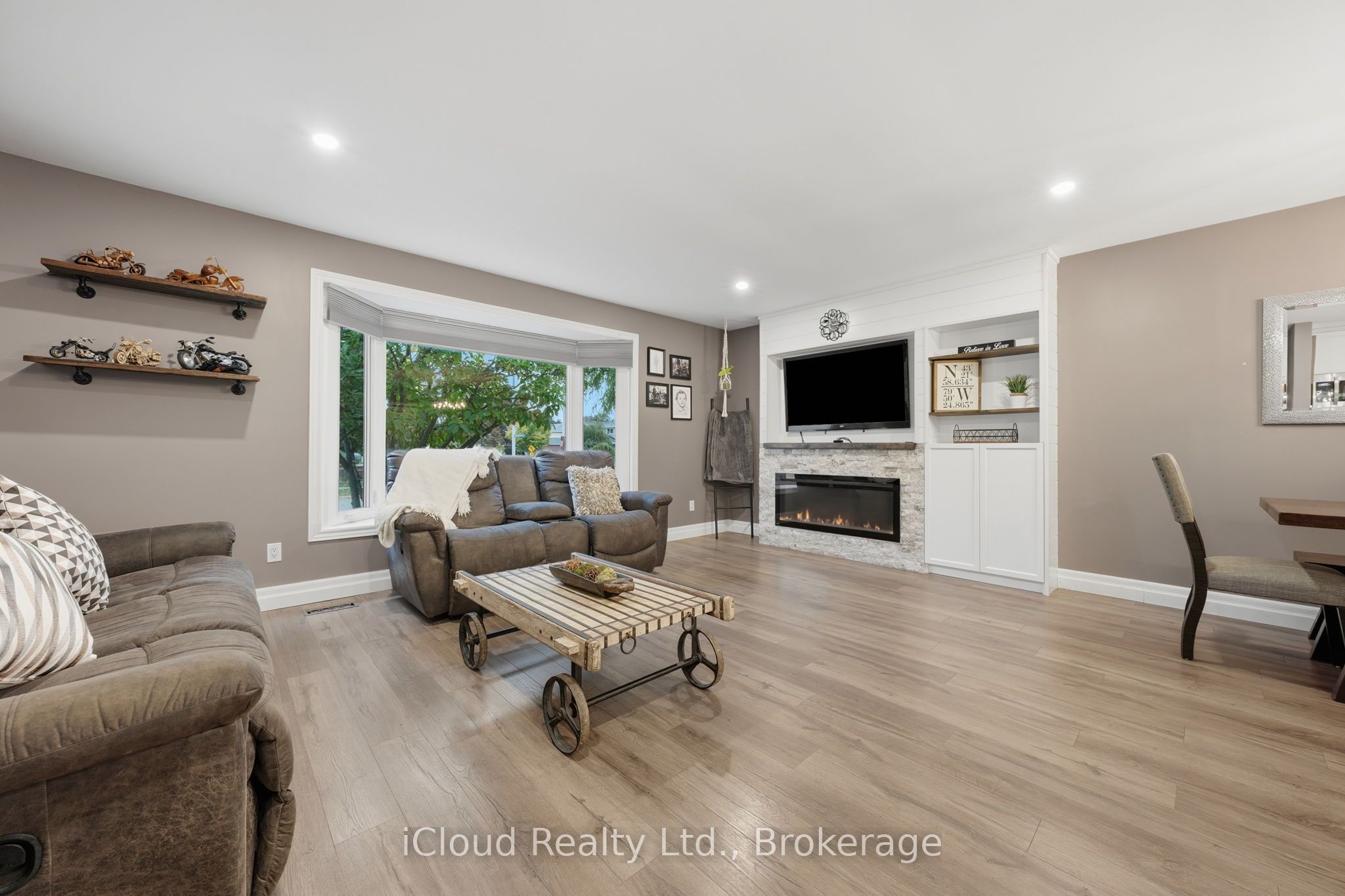 2324 Coldstream Drive Property Photo 13