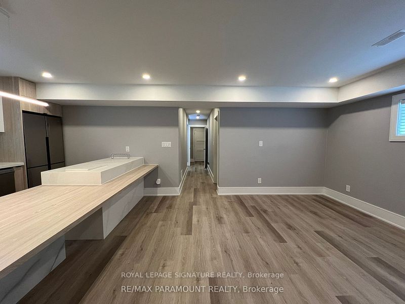 4 Charleston Road Lower Level Property Photo 6