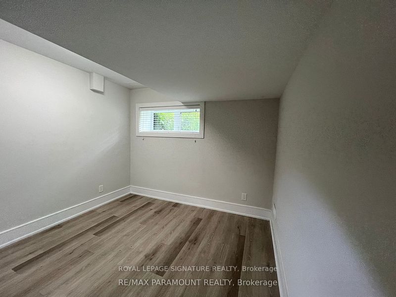 4 Charleston Road Lower Level Property Photo 12