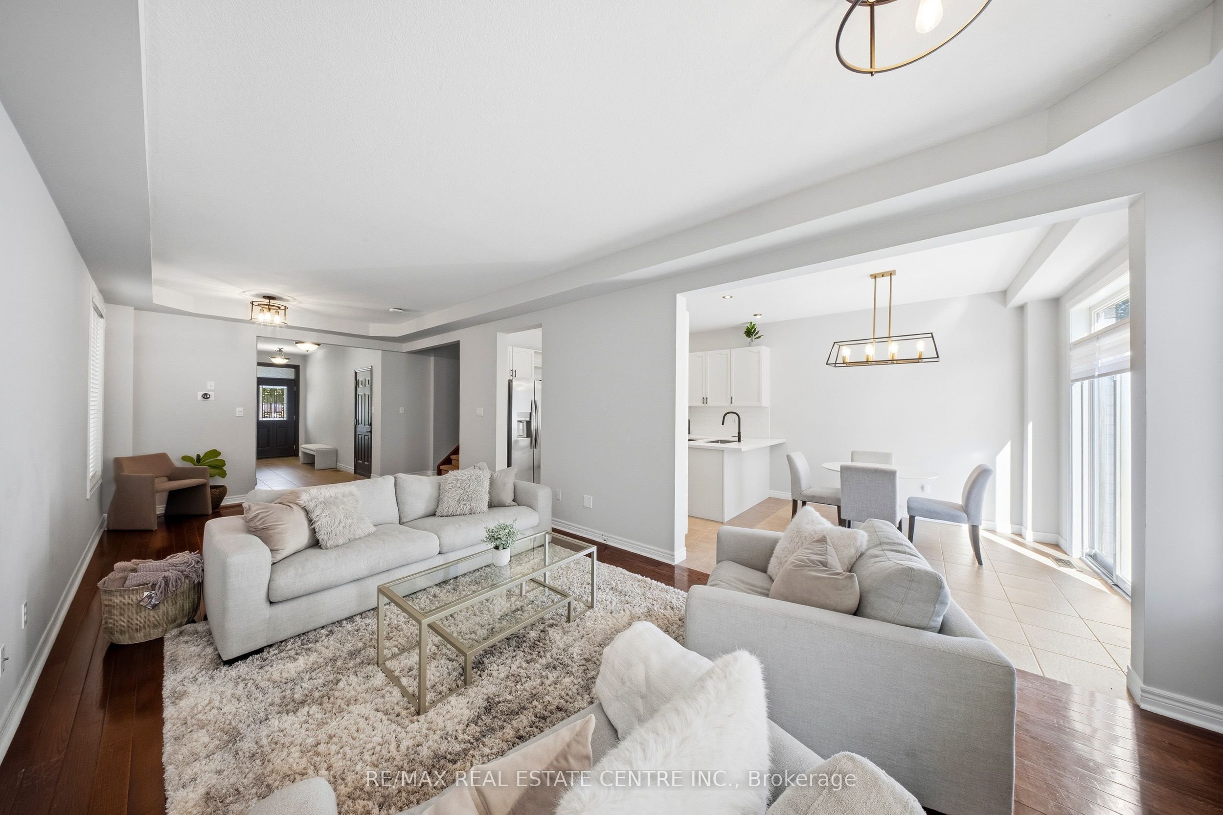 5300 Picketts Way Property Photo 16