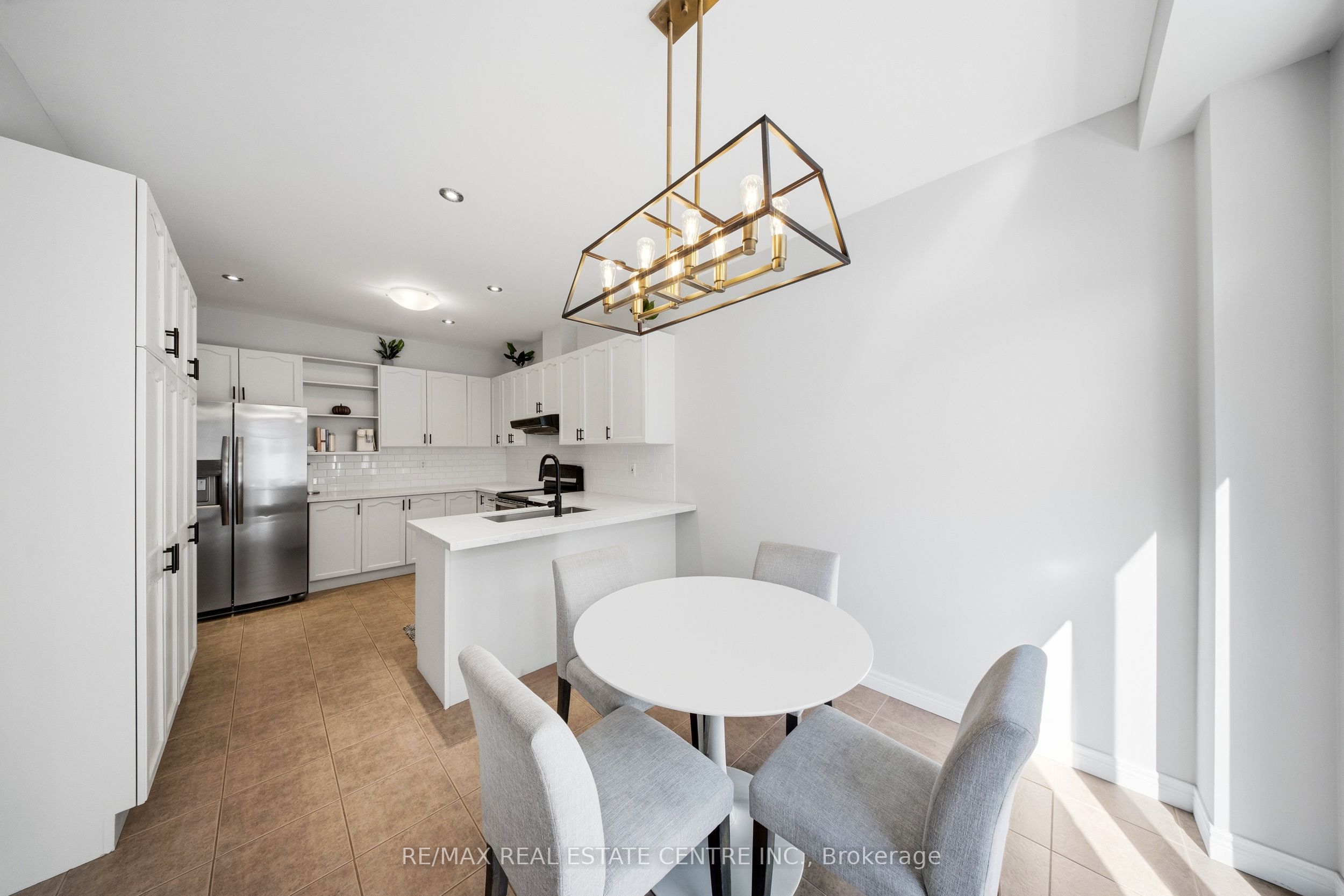 5300 Picketts Way Property Photo 18