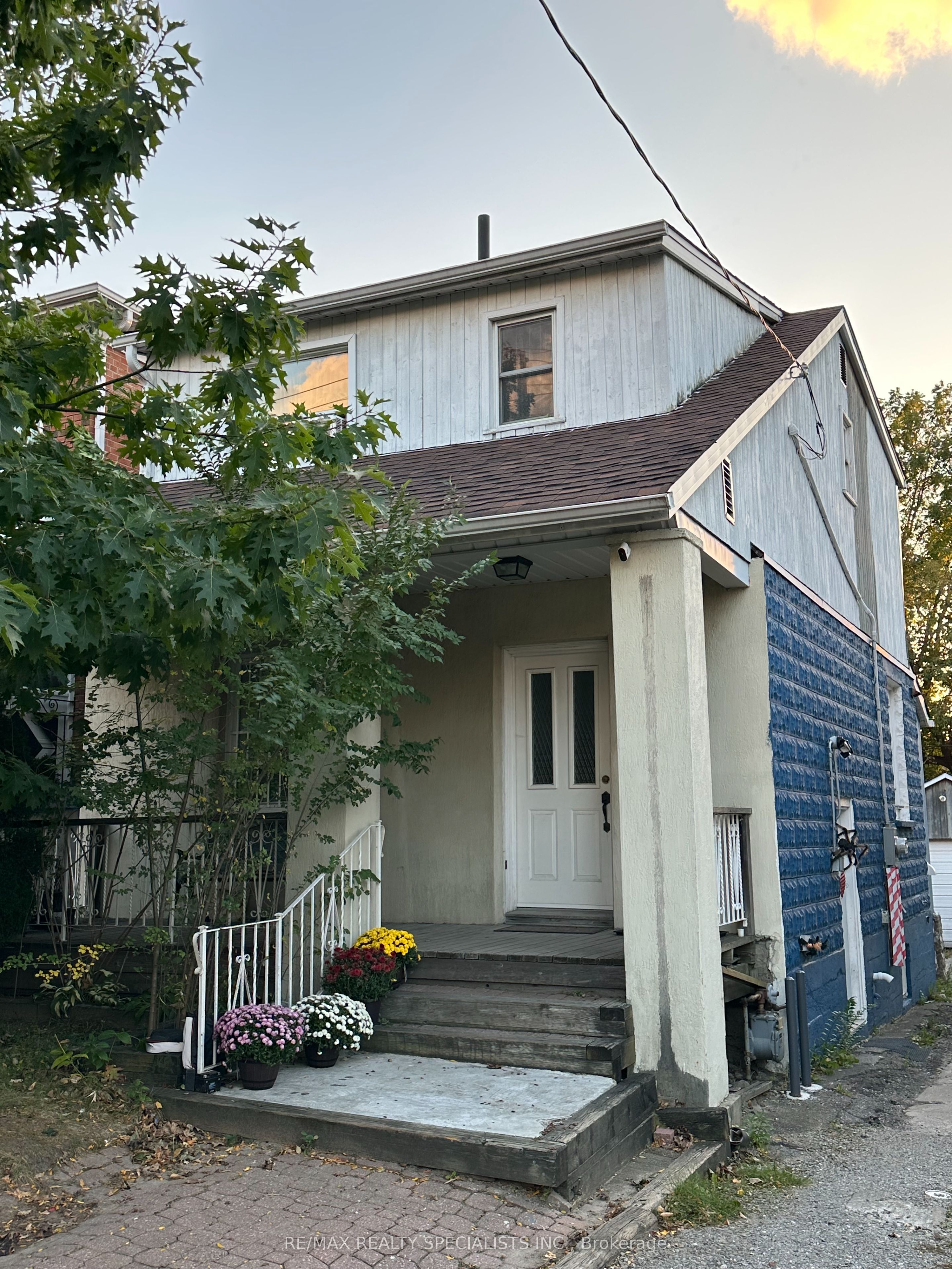 52a Rockcliffe Boulevard Property Photo 1