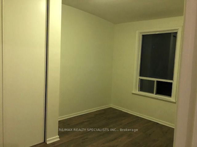 52a Rockcliffe Boulevard Property Photo 9