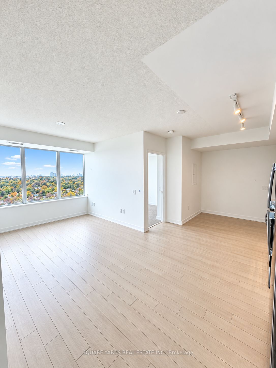 4010 Eglinton Avenue W 1408 Property Photo 9