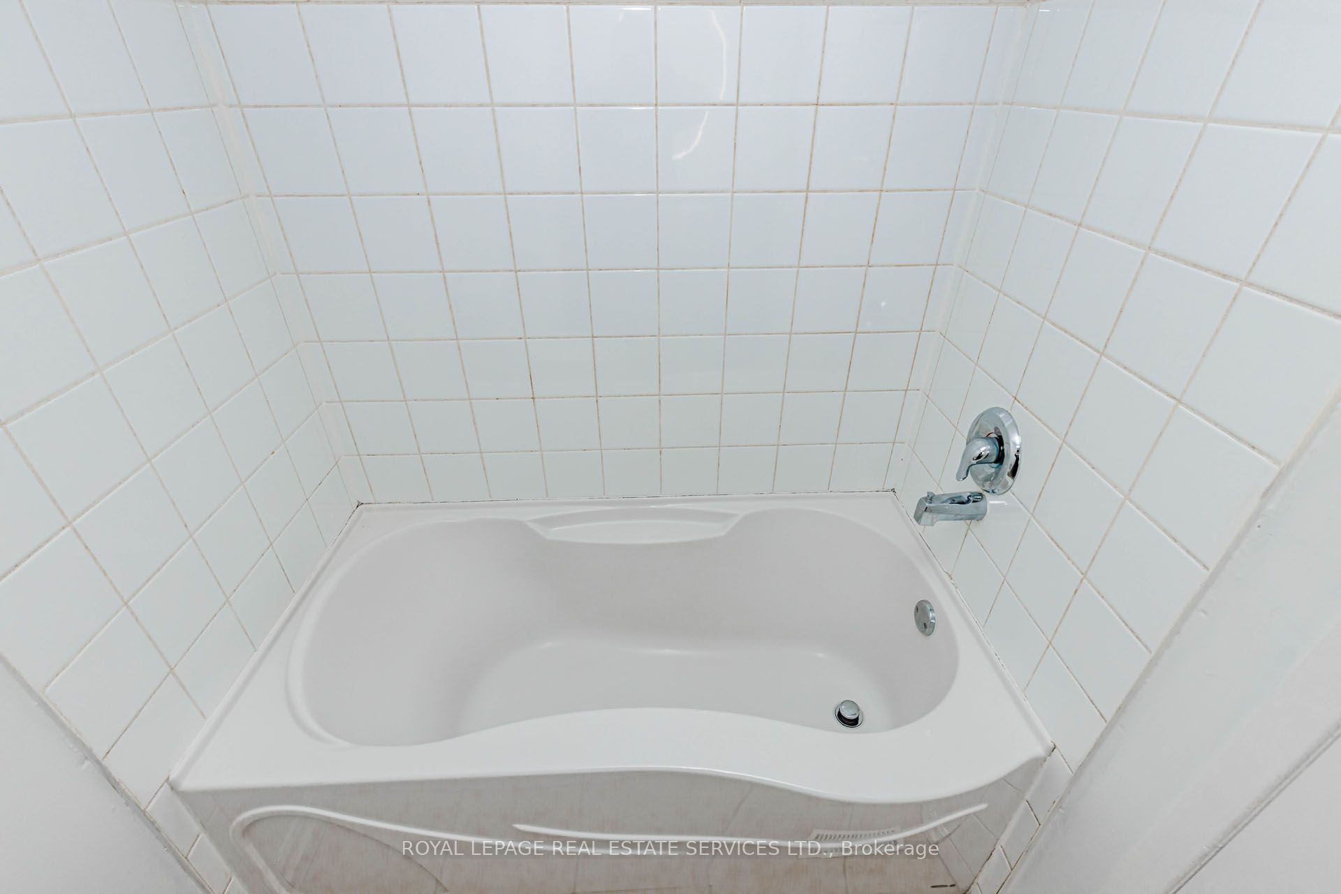 15 Huson Court Property Photo 33
