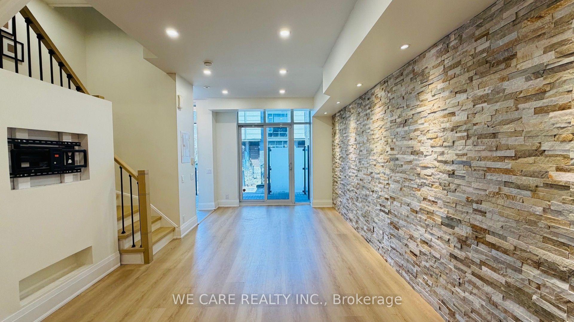 15 Valhalla Inn Road Th 15 Property Photo 2