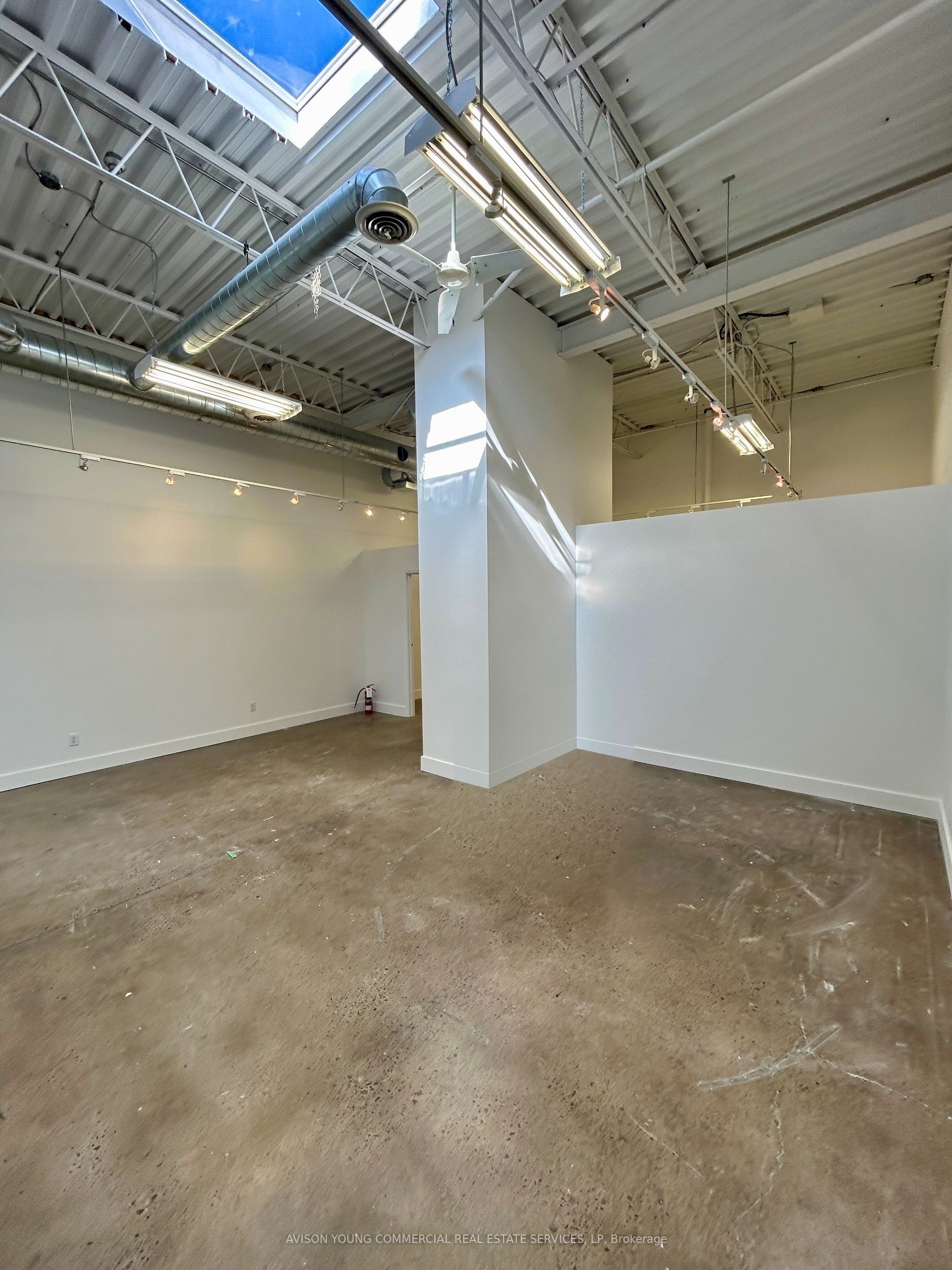 2770 Dufferin Street 204 Property Photo 4