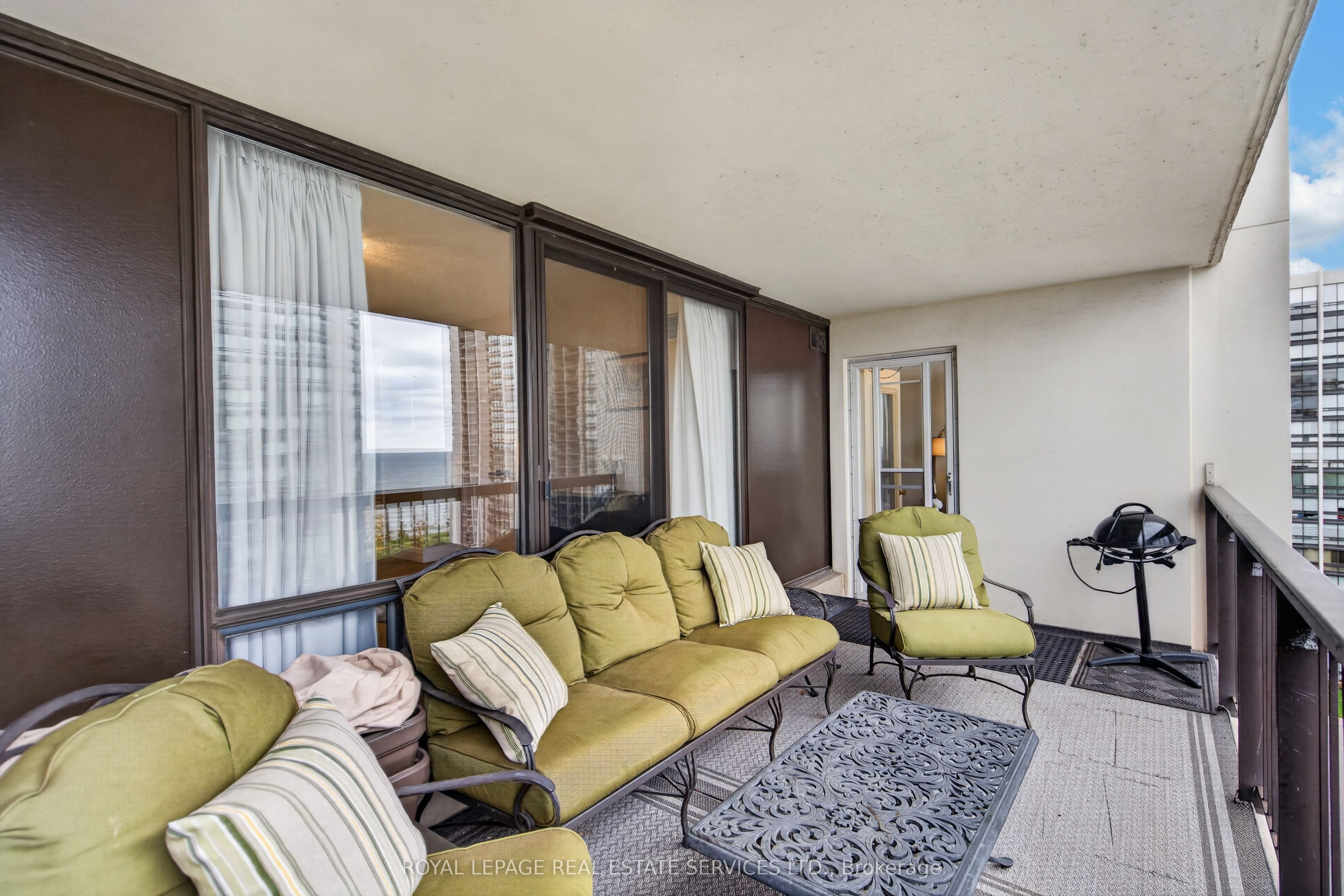 2185 Marine Drive 1001 Property Photo 27