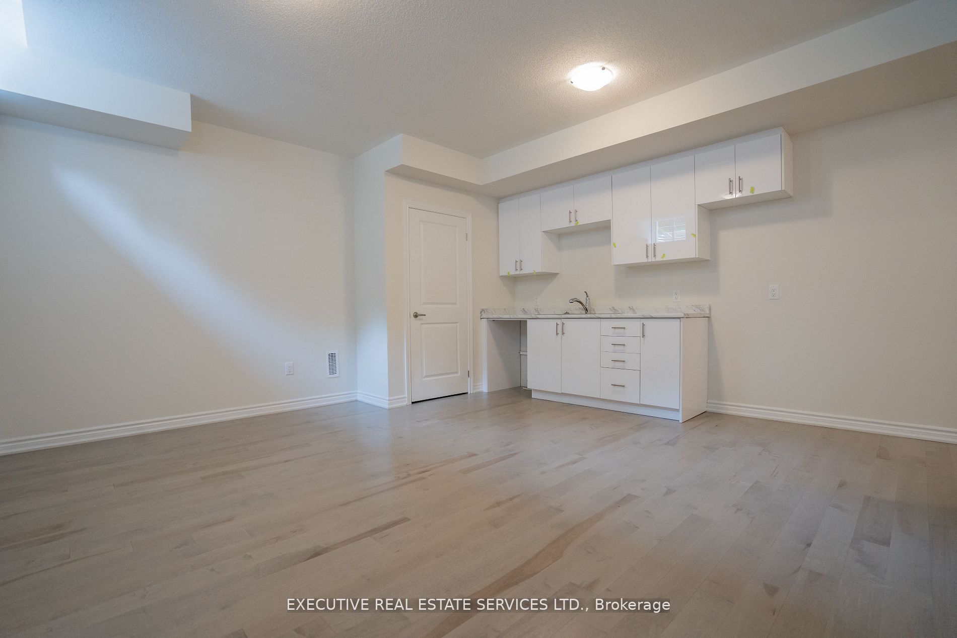 158 Petch Avenue Property Photo 8