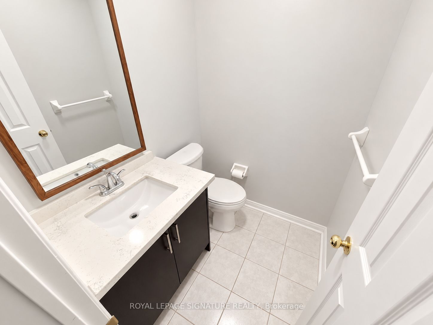 454 Huntington Ridge Drive Property Photo 17