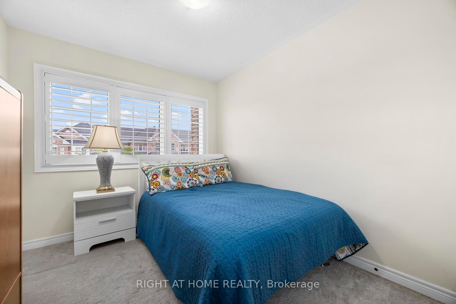 41 Coastline Drive Property Photo 26