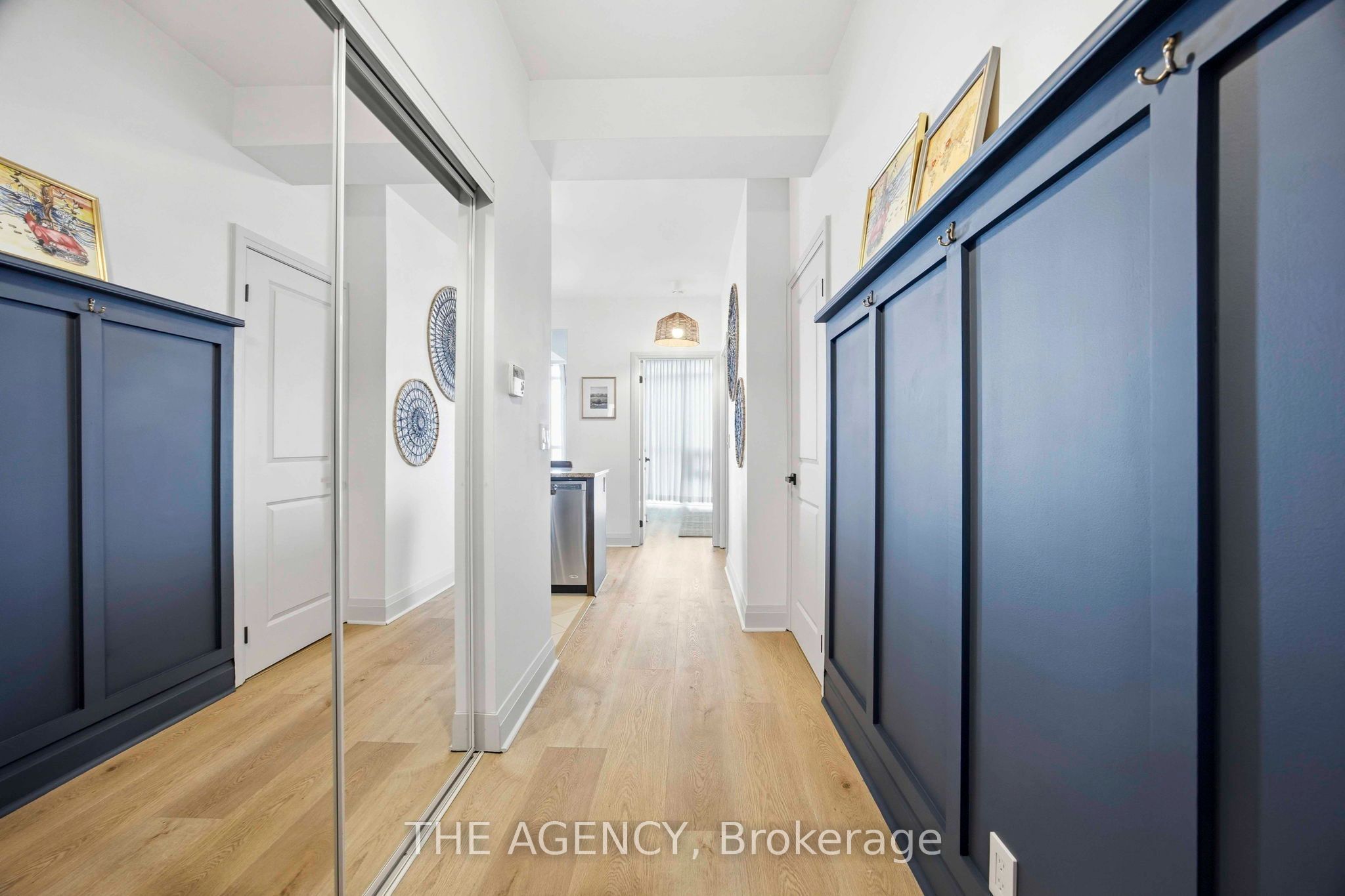 1185 The Queensway 1104 Property Photo 5