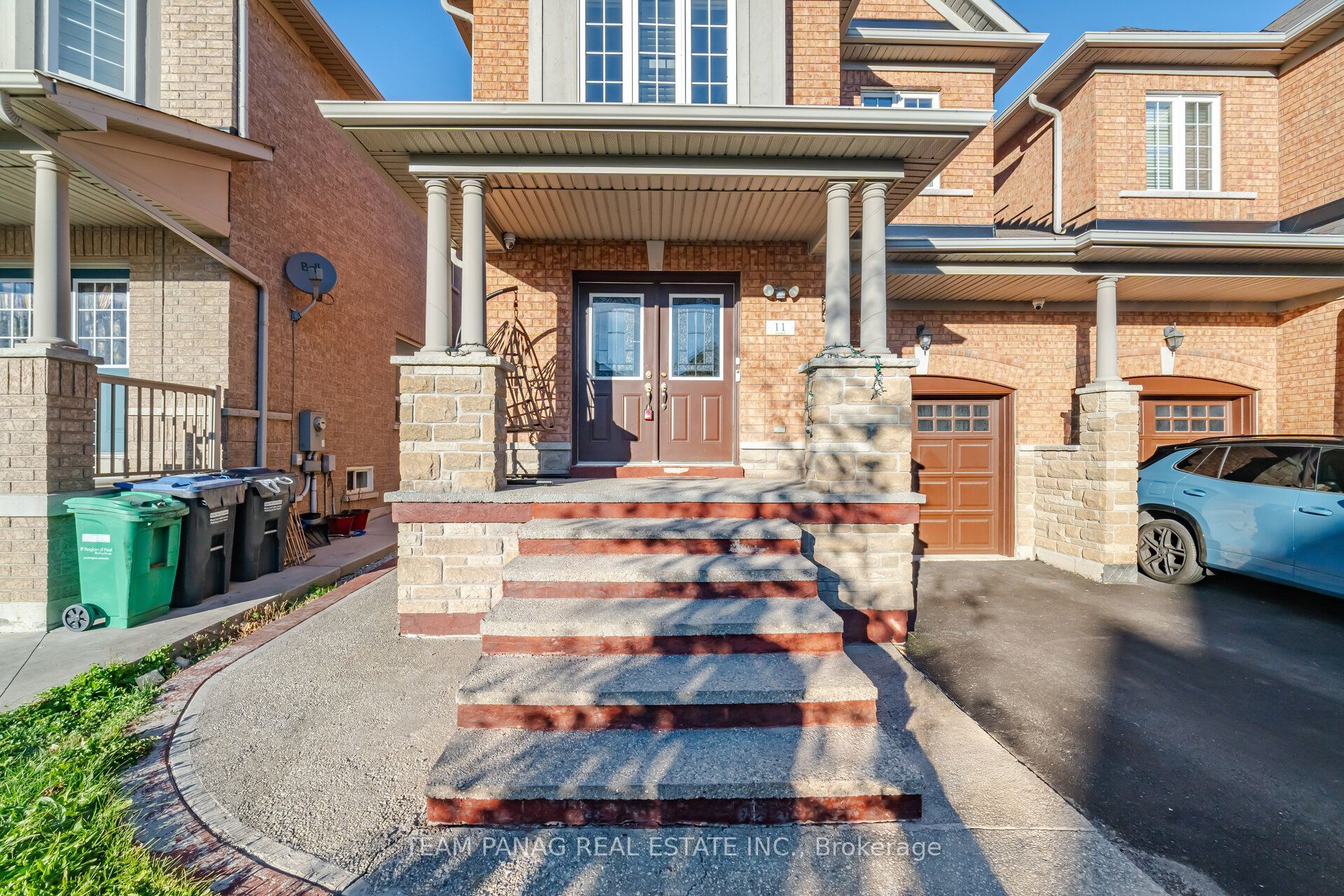 11 Peachill Court Property Photo 2