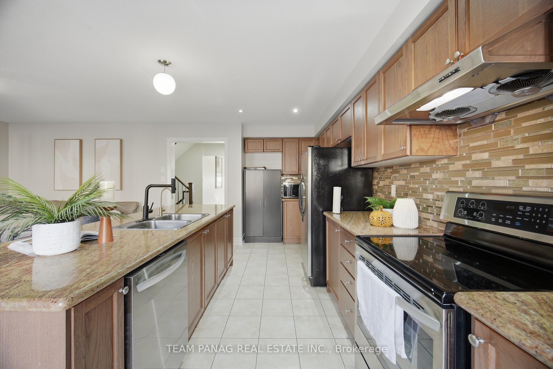 11 Peachill Court Property Photo 13