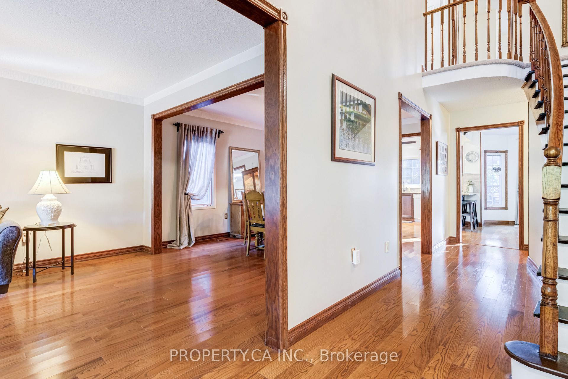 411 Freeman Crescent Property Photo 6