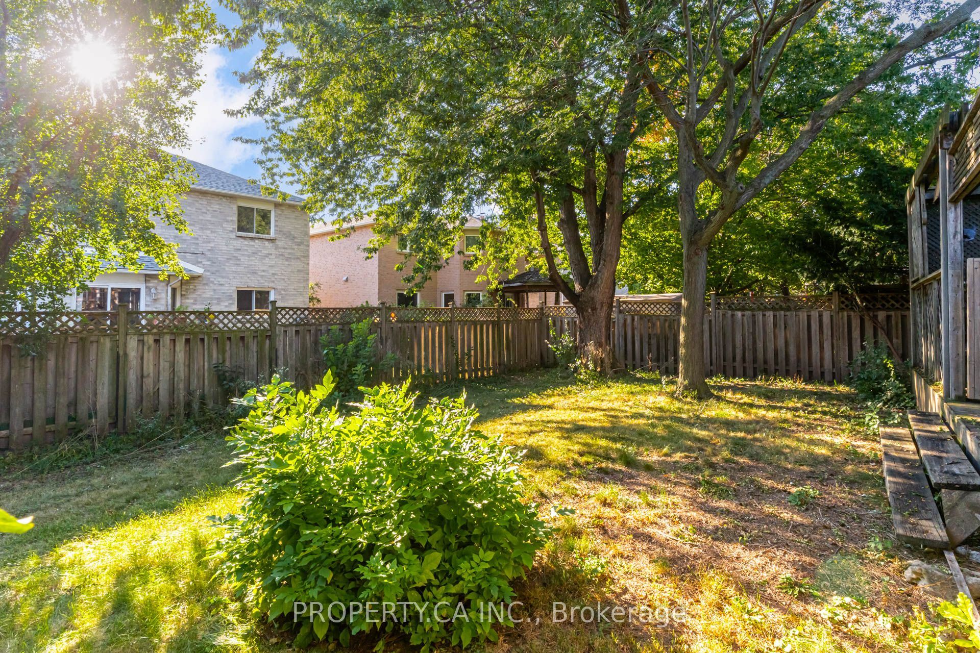 411 Freeman Crescent Property Photo 49