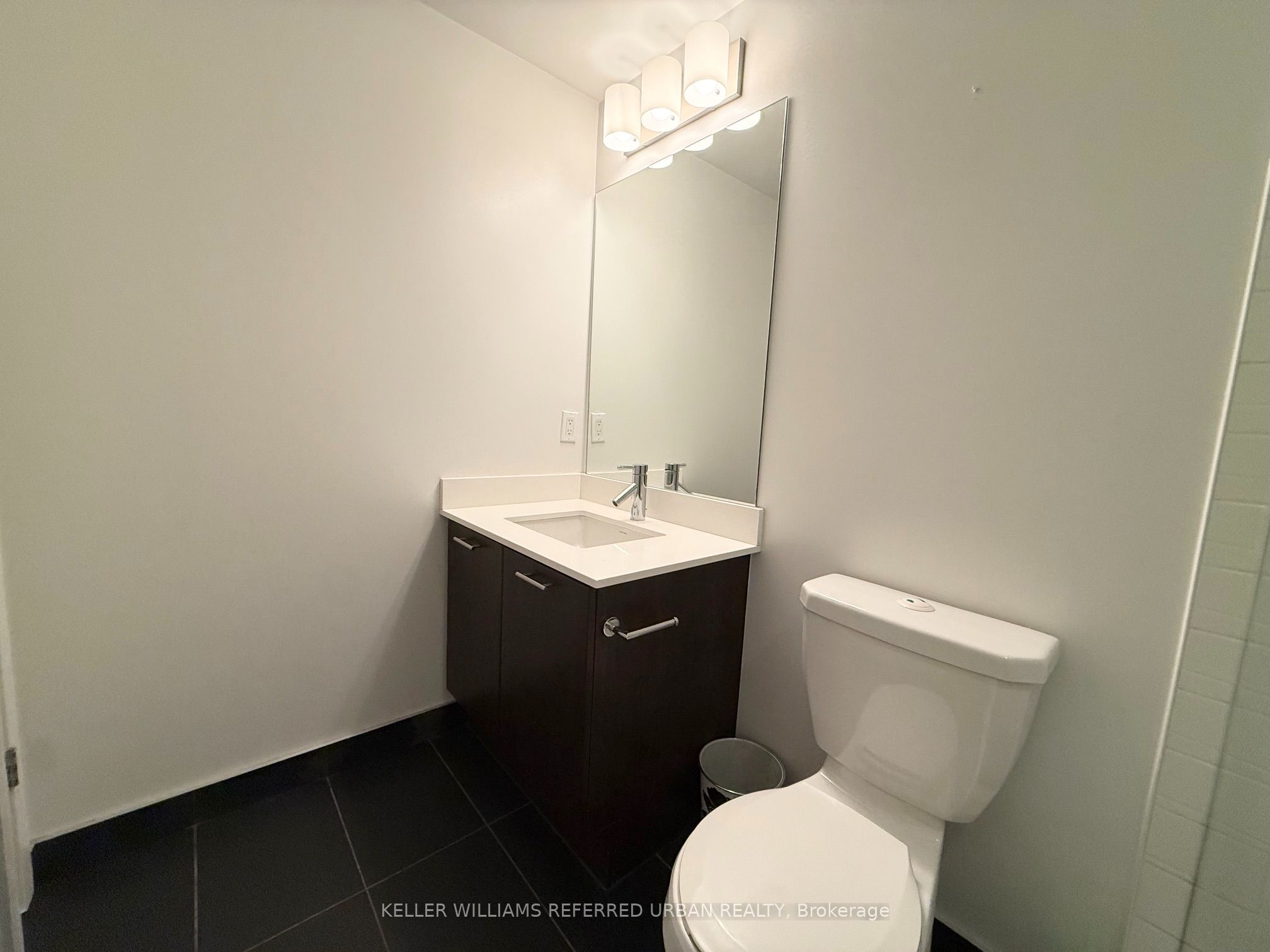 2212 Lakeshore Boulevard W 1903 Property Photo 5