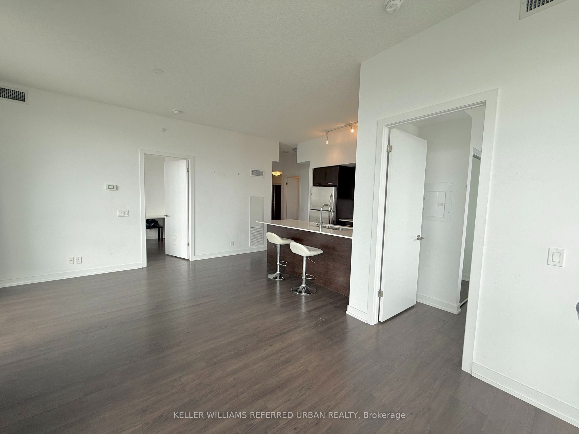 2212 Lakeshore Boulevard W 1903 Property Photo 10