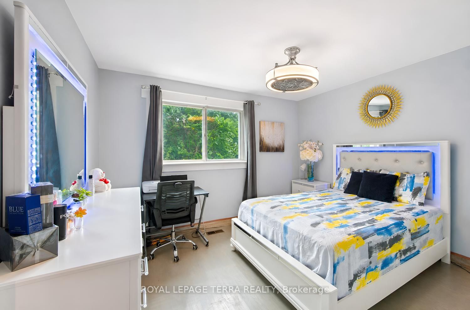 1571 Lewisham Drive Property Photo 20
