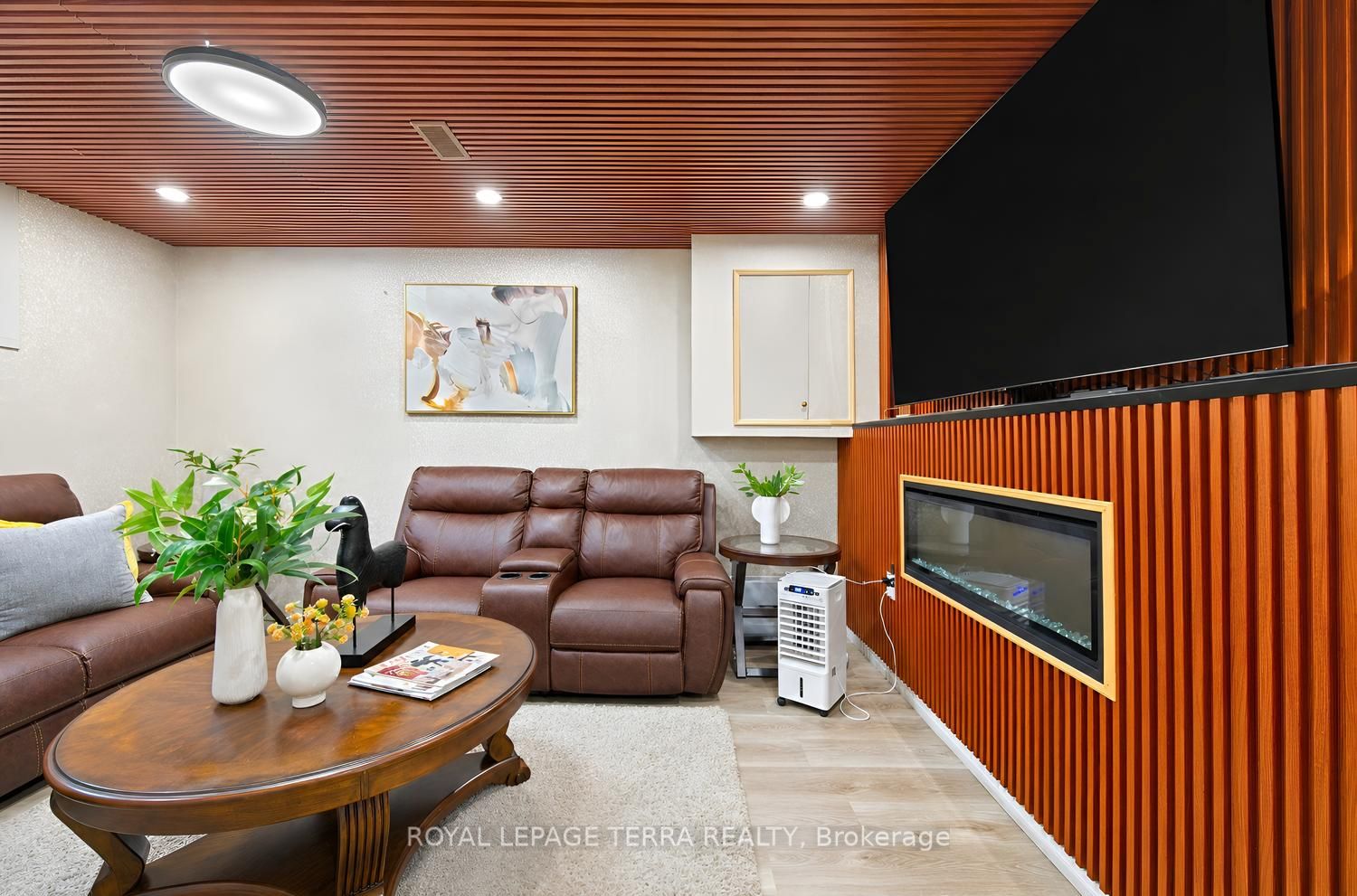 1571 Lewisham Drive Property Photo 36